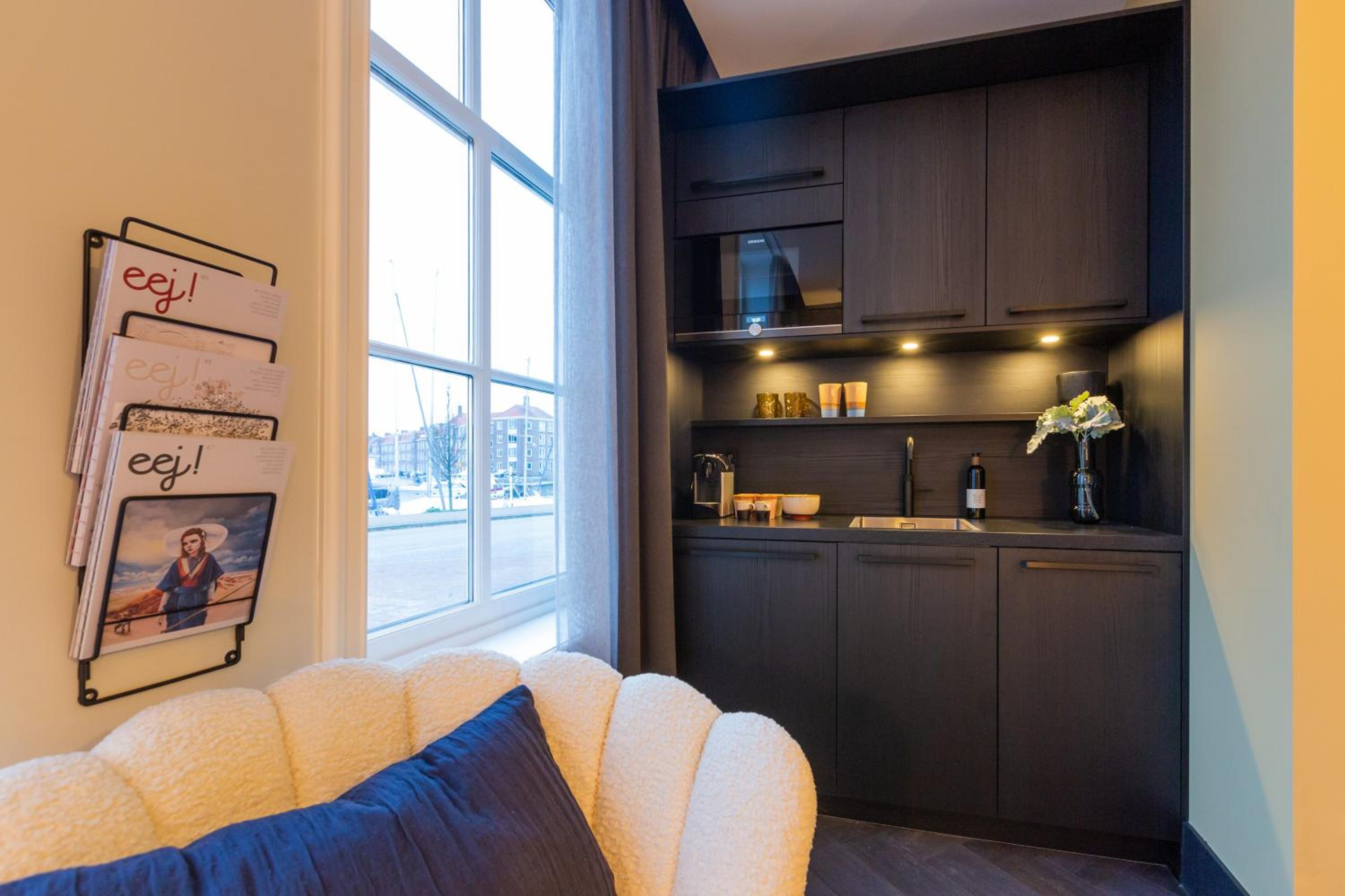 Junior suite with view on the harbor - Photo 7