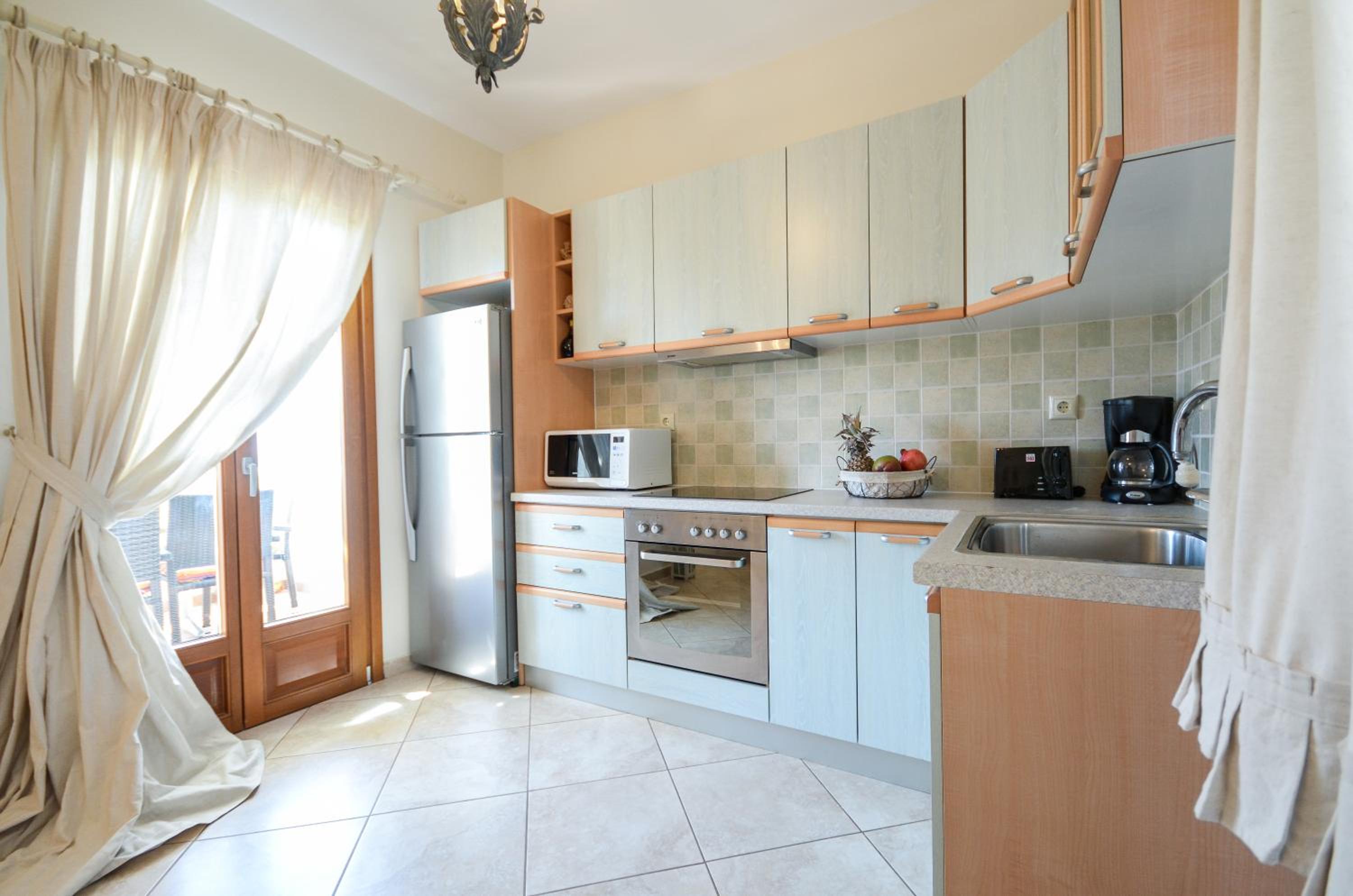 Elegant Villa photo 3