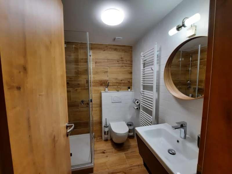 Deluxe Apartment - Photo 9