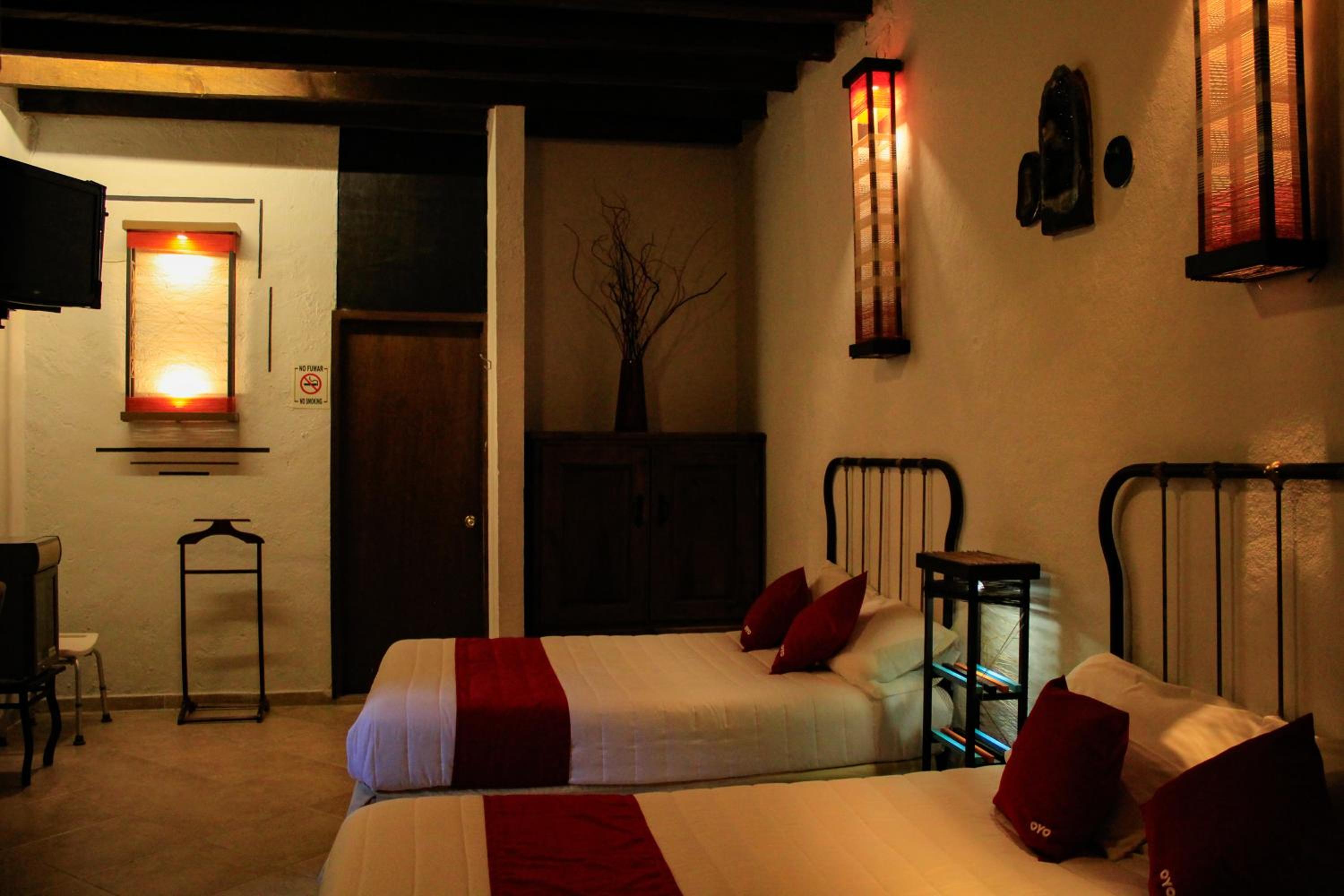 Standard Two Beds  - Photo 11