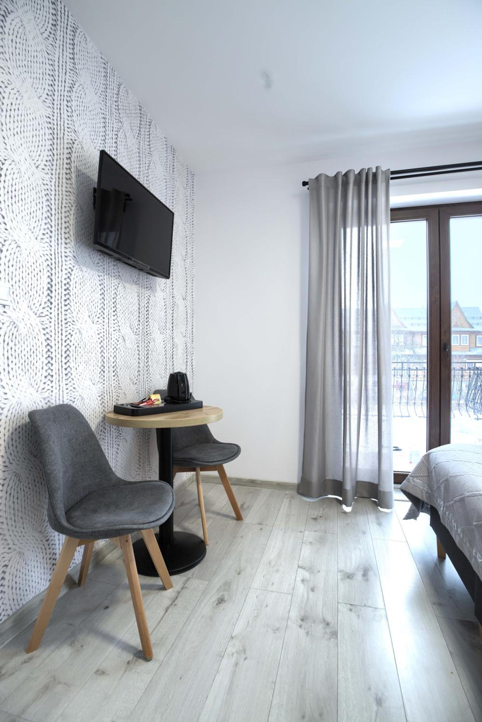 Triple Room with Terrace