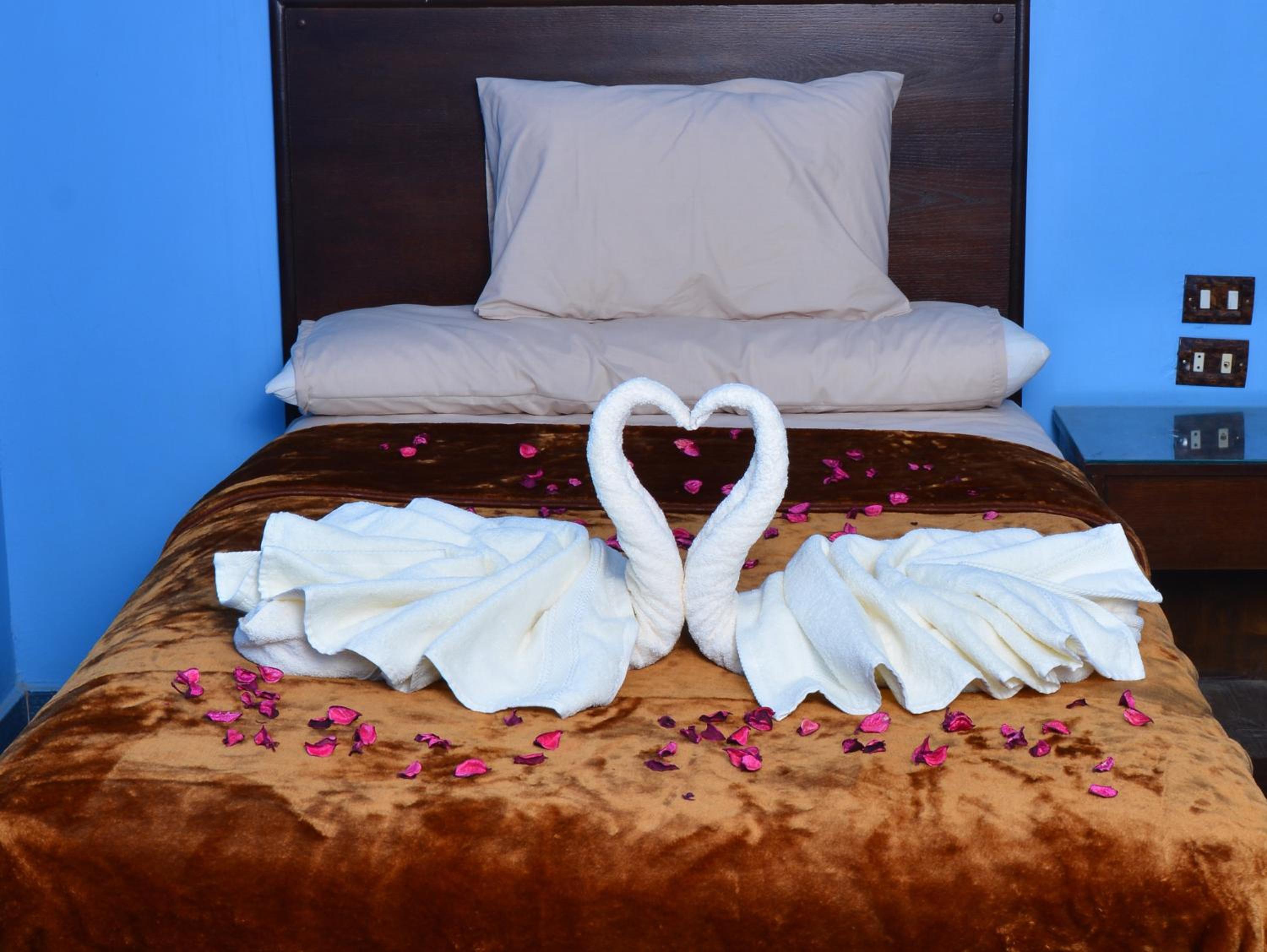 Deluxe King Room - Photo 2