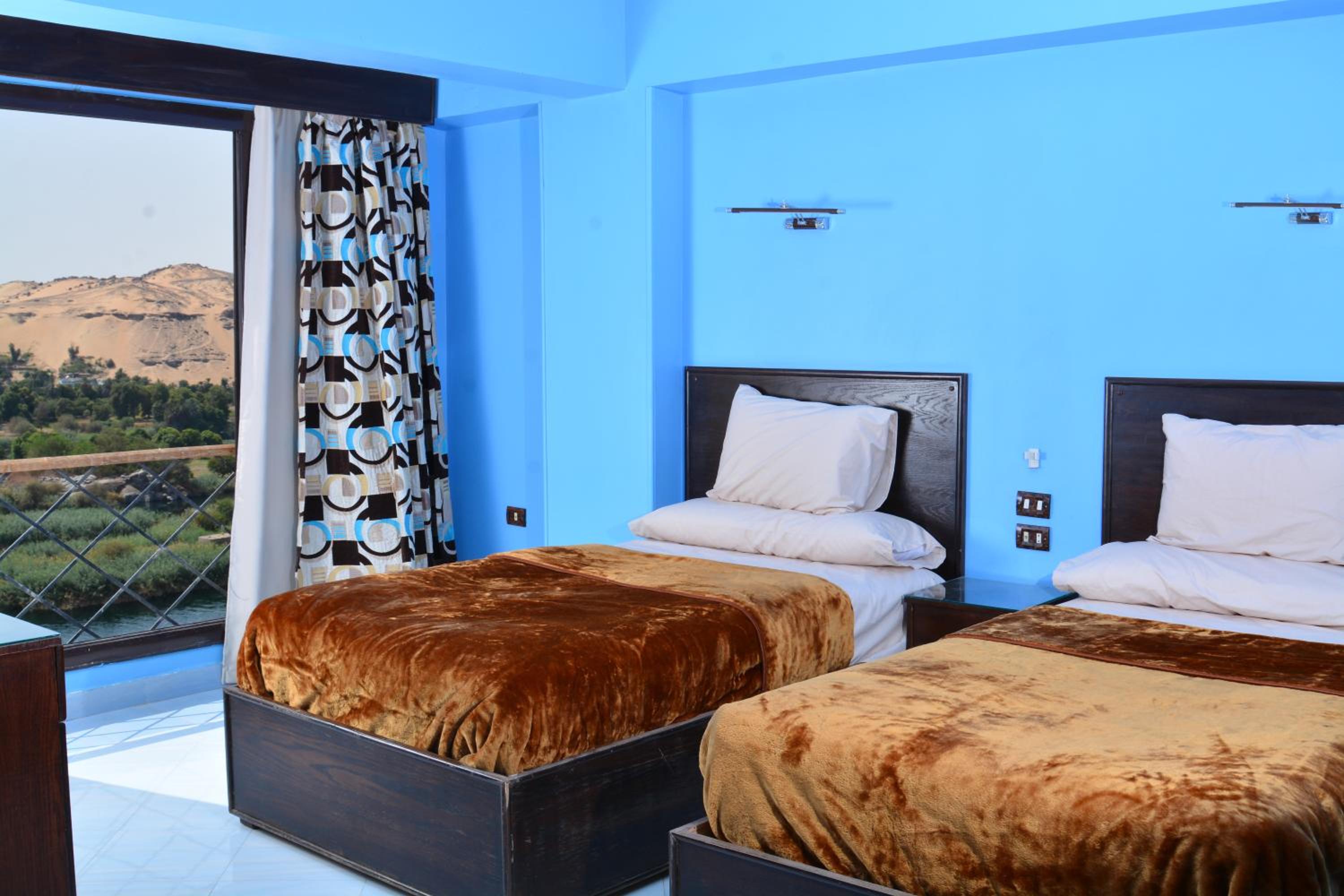 Deluxe Double Room with Sea View - Photo 1
