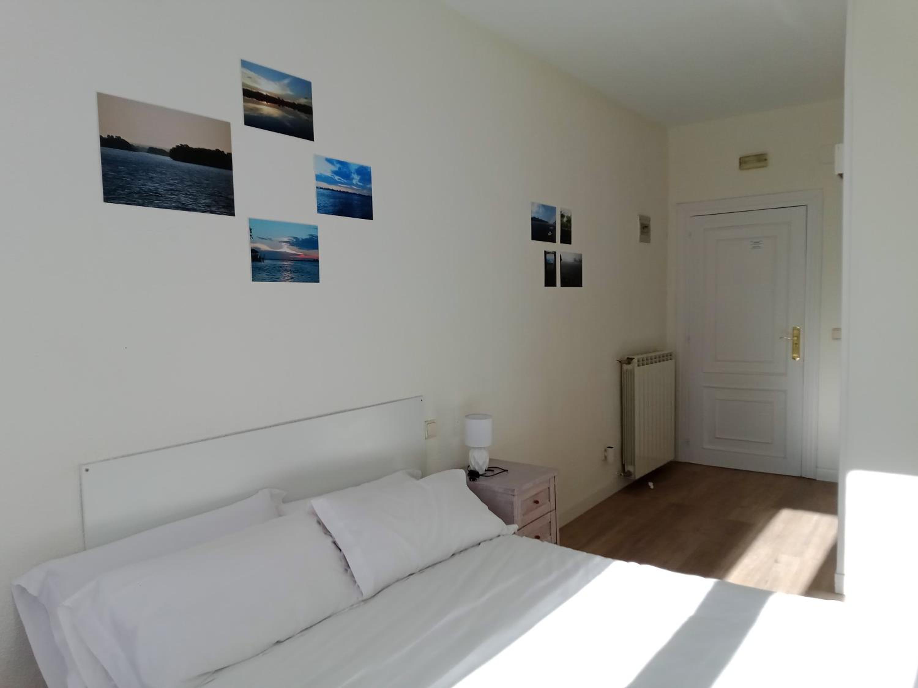 Double Room with Extra Bed - Photo 15