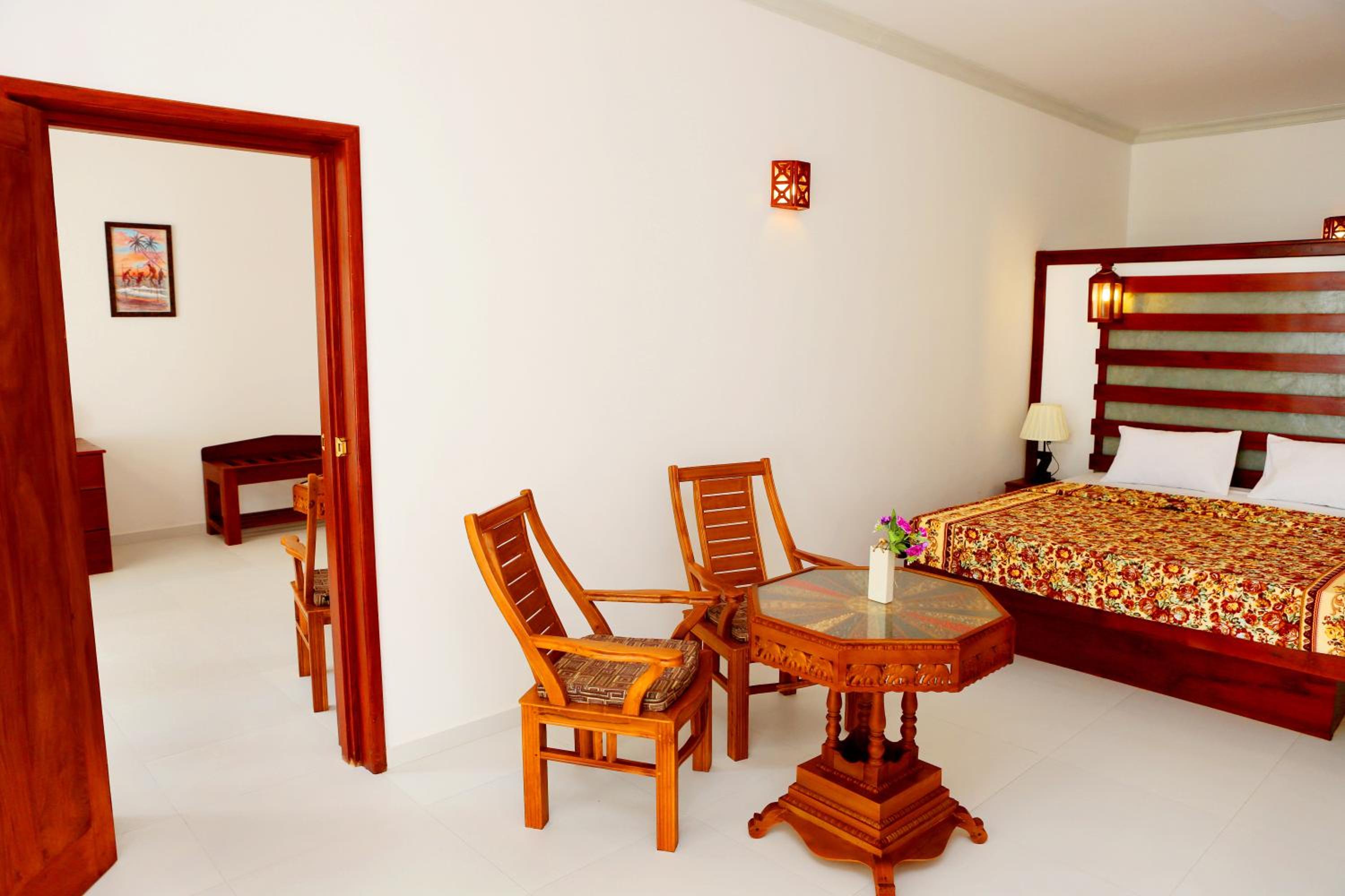 Interconnecting Room (6 Adults)