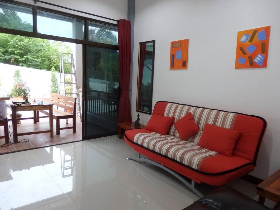 Two-Bedroom House - Photo 1
