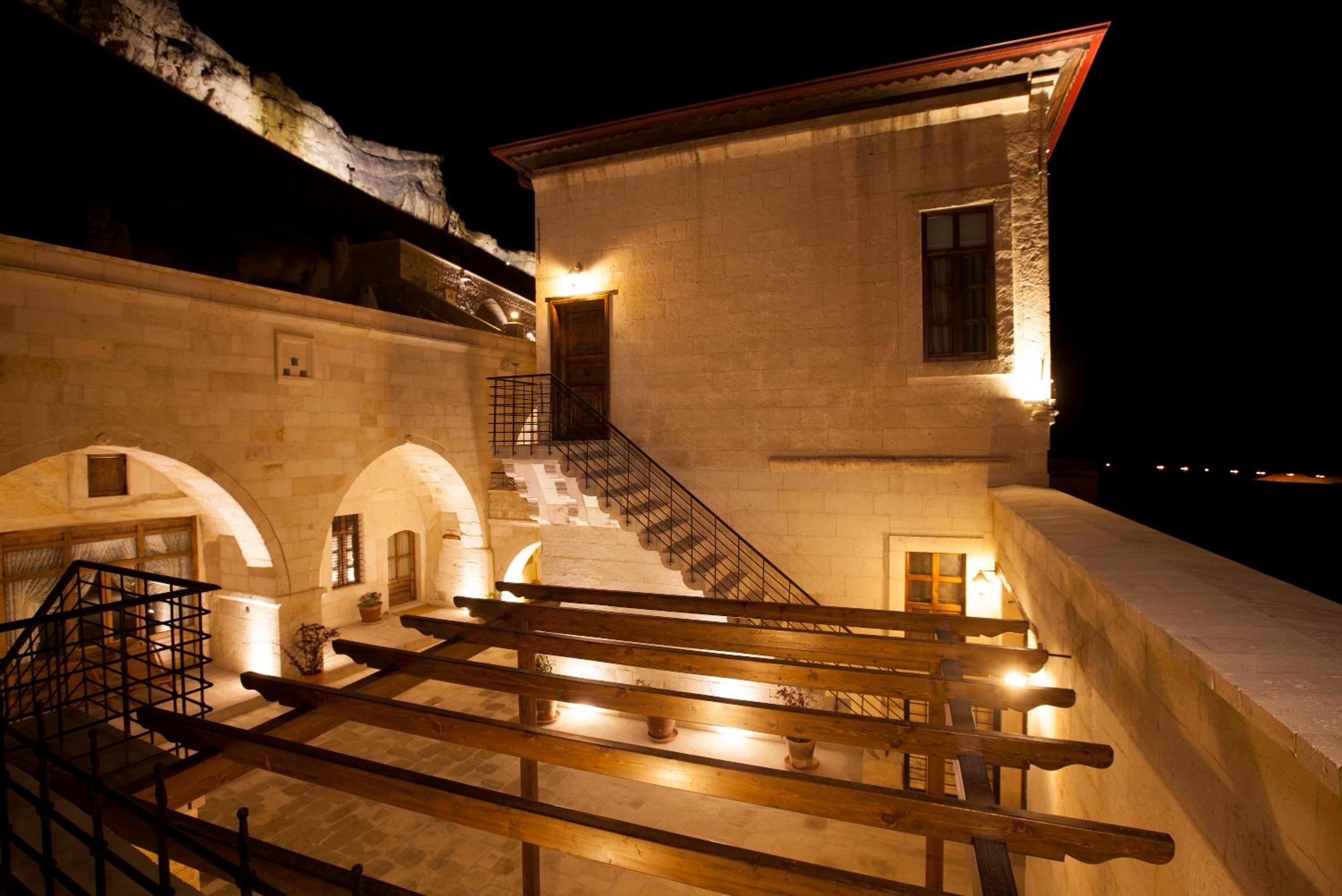 Grandiose Cappadocian Mansion - Photo 5