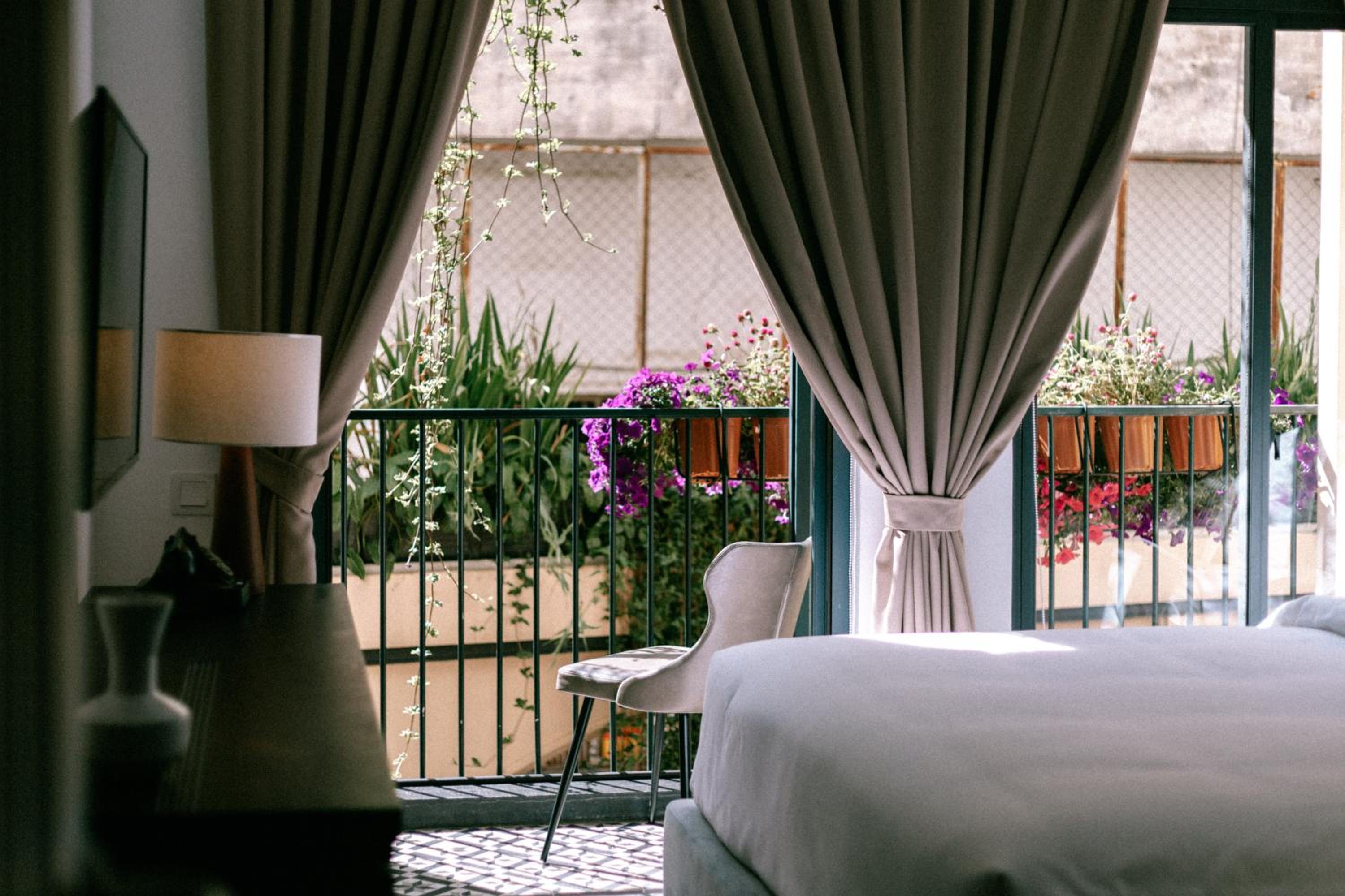 Small Double Room with Balcony - Photo 1