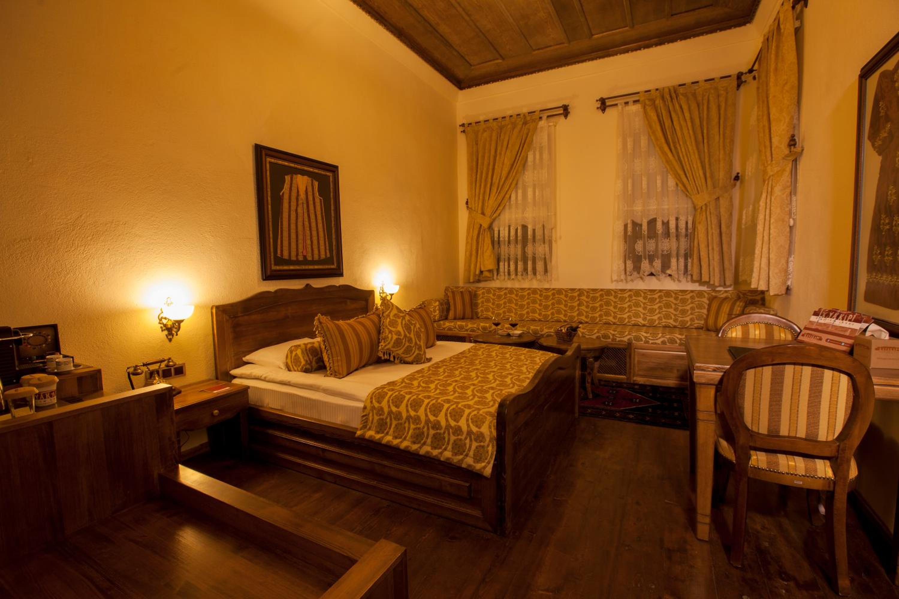 Prime Room - Photo 11