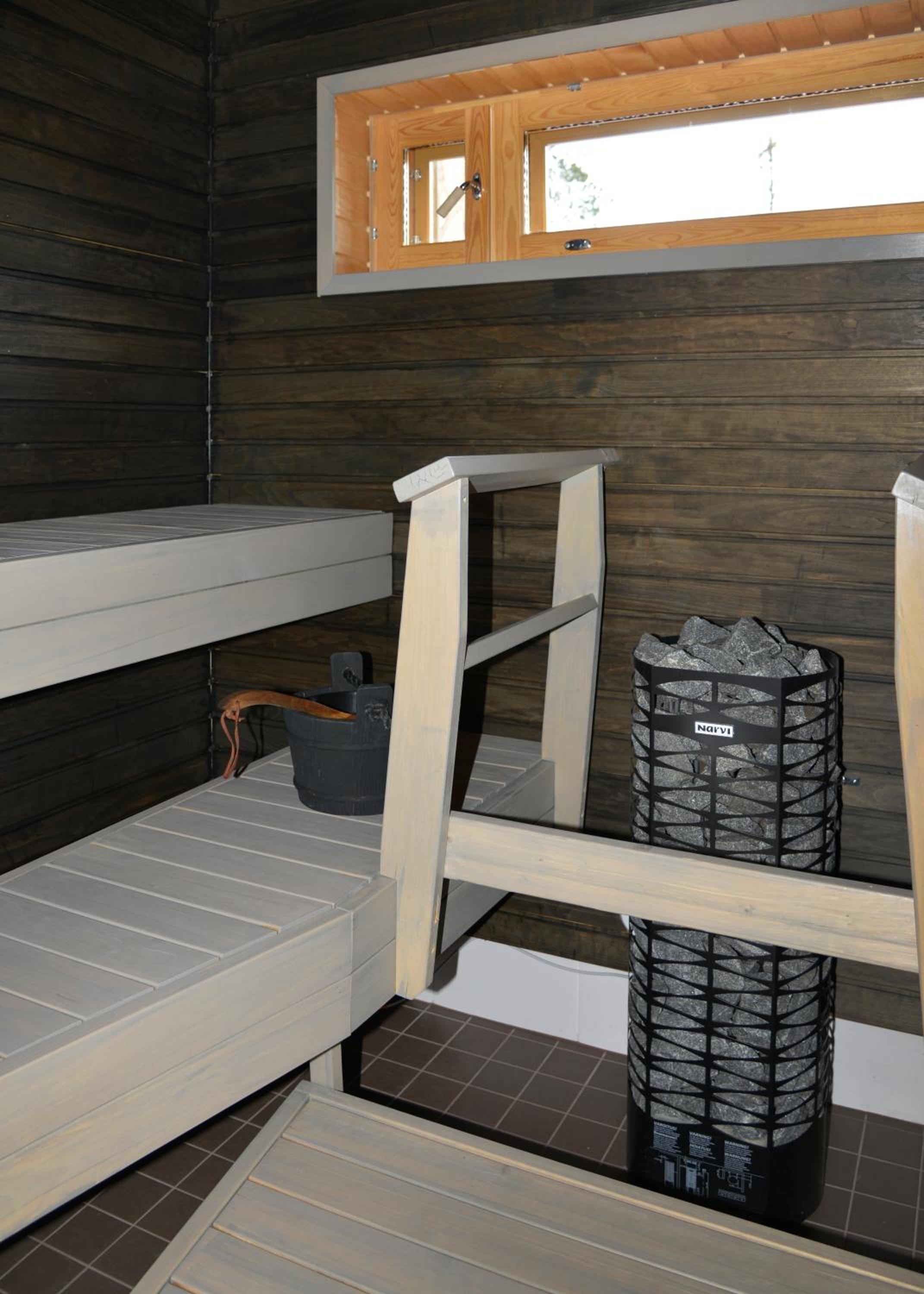 Four-Bedroom House photo 2