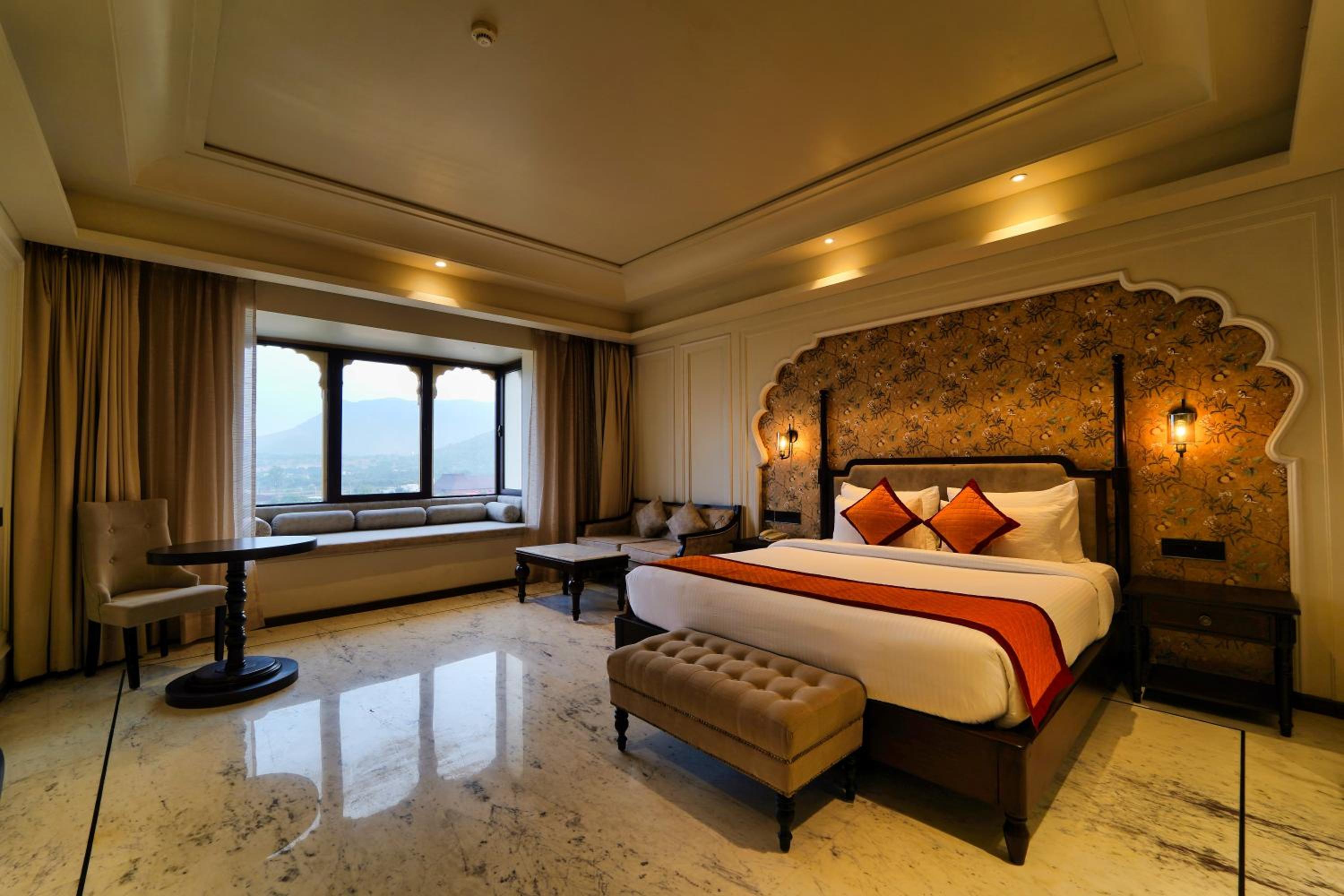Deluxe Double Room with Bath