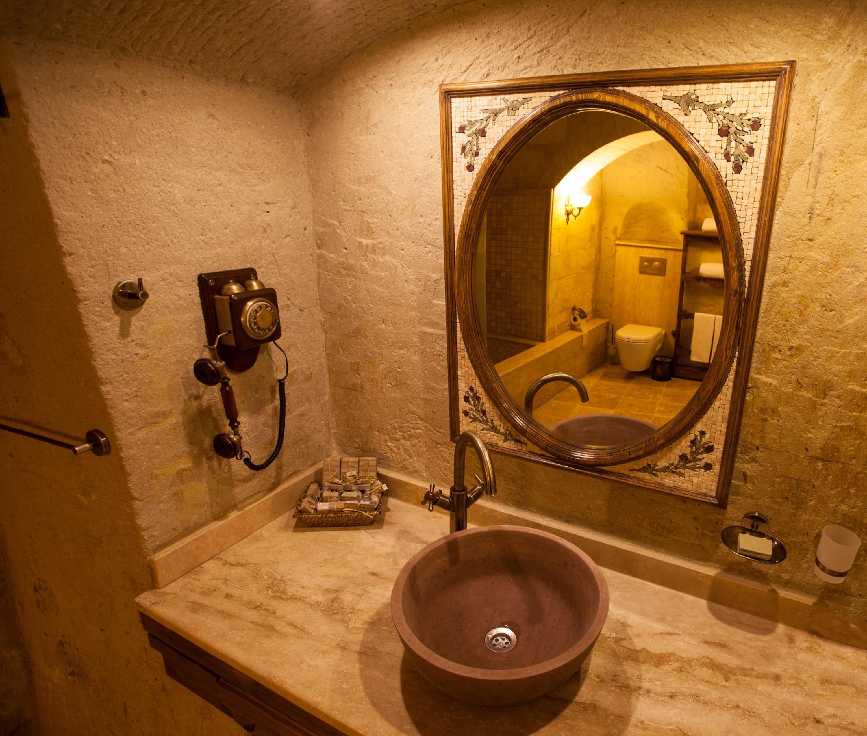Prime Room - Photo 13