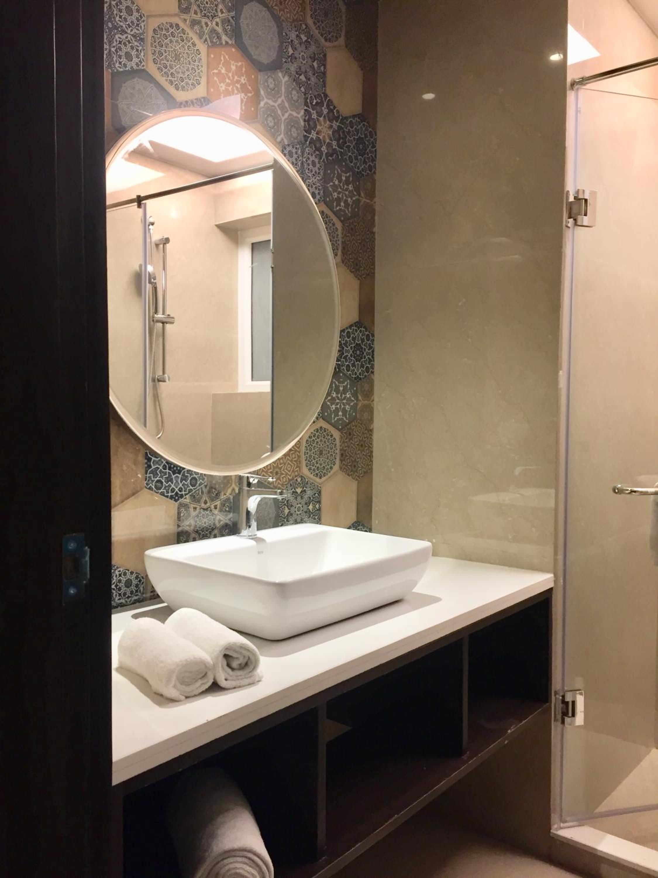 Deluxe Room - Photo 4