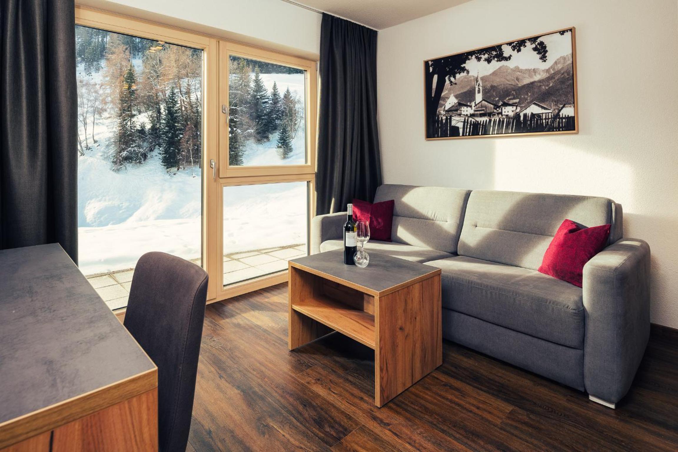 One-Bedroom Suite photo 3