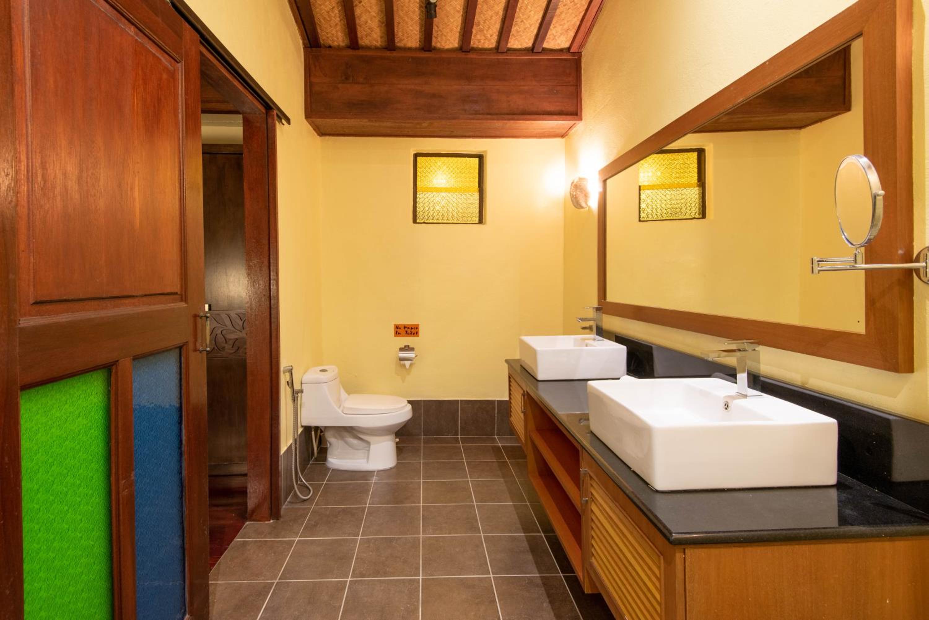 Limasan Satu Villa - Photo 9