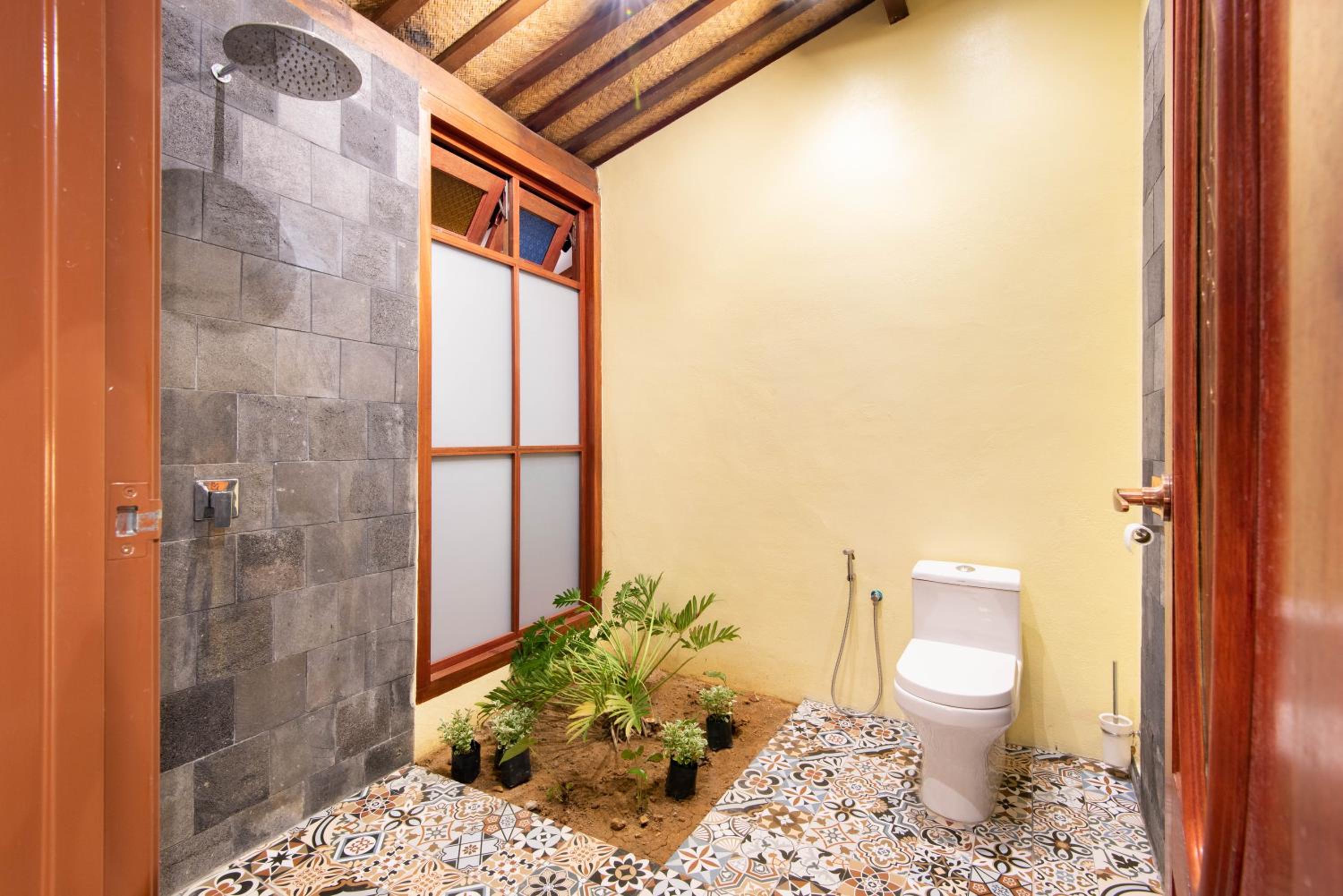 Limasan Satu Villa - Photo 6