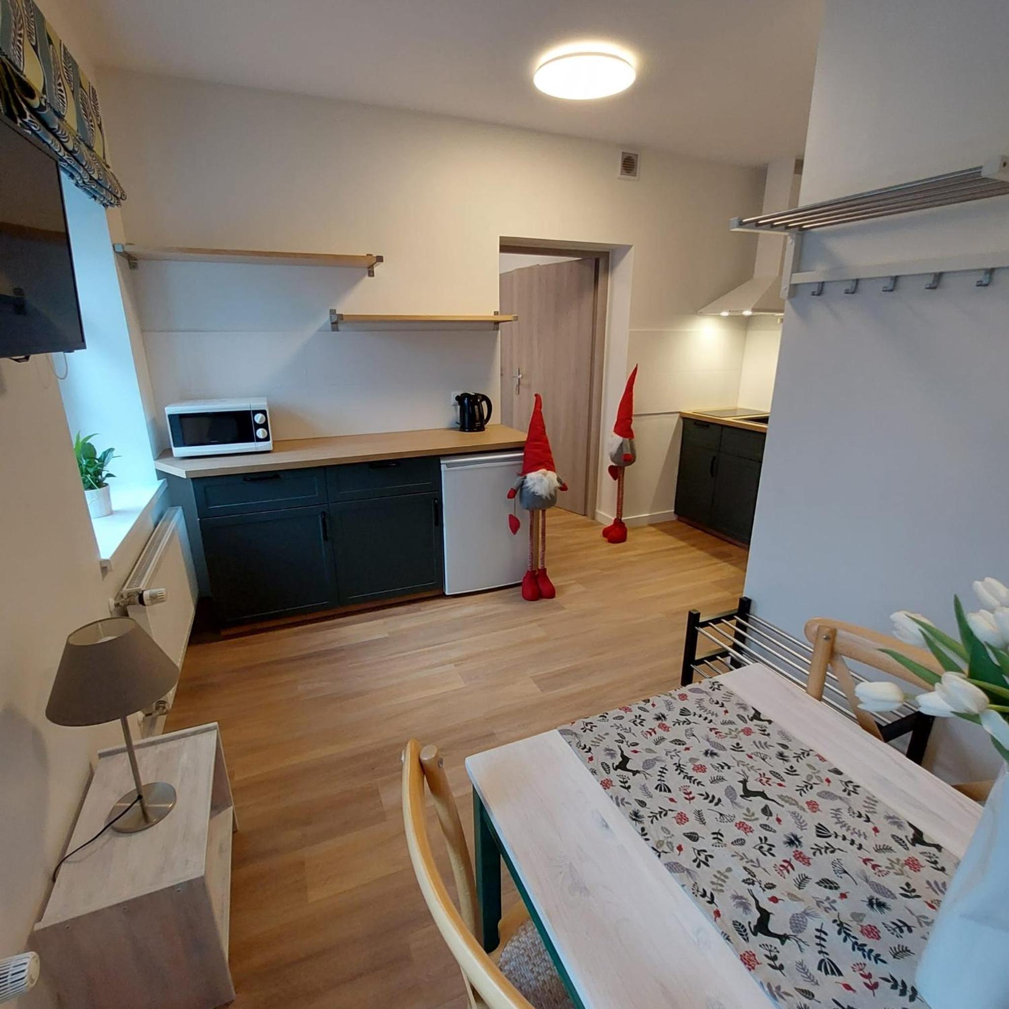 Suite - Photo 8