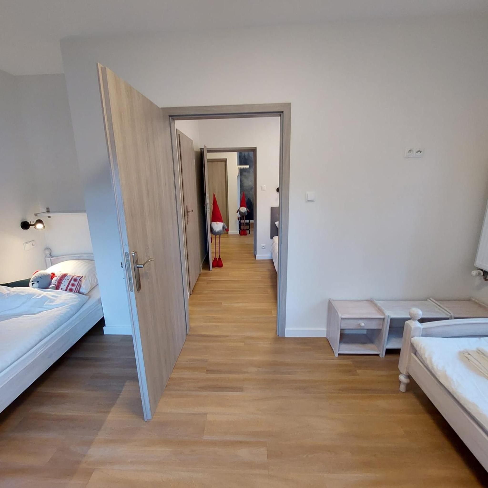 Suite - Photo 5