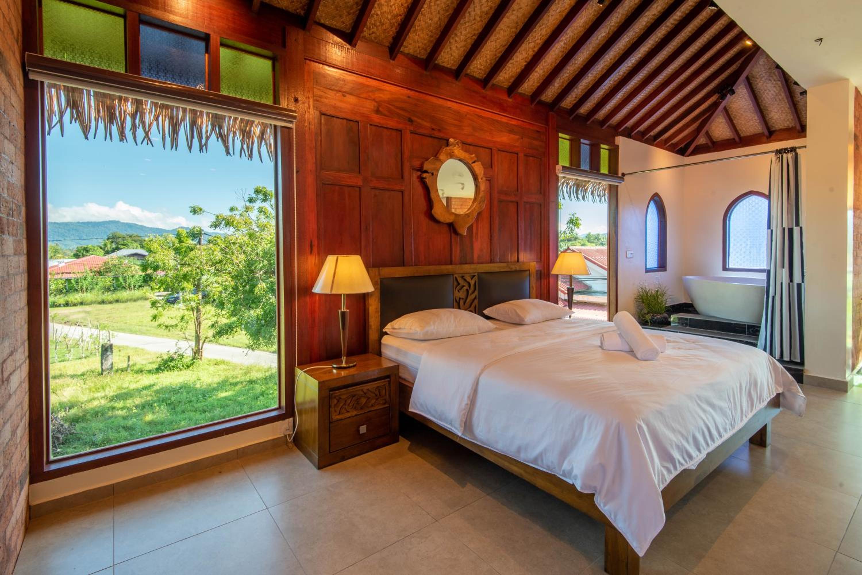 Royale Orchid Villa photo 3