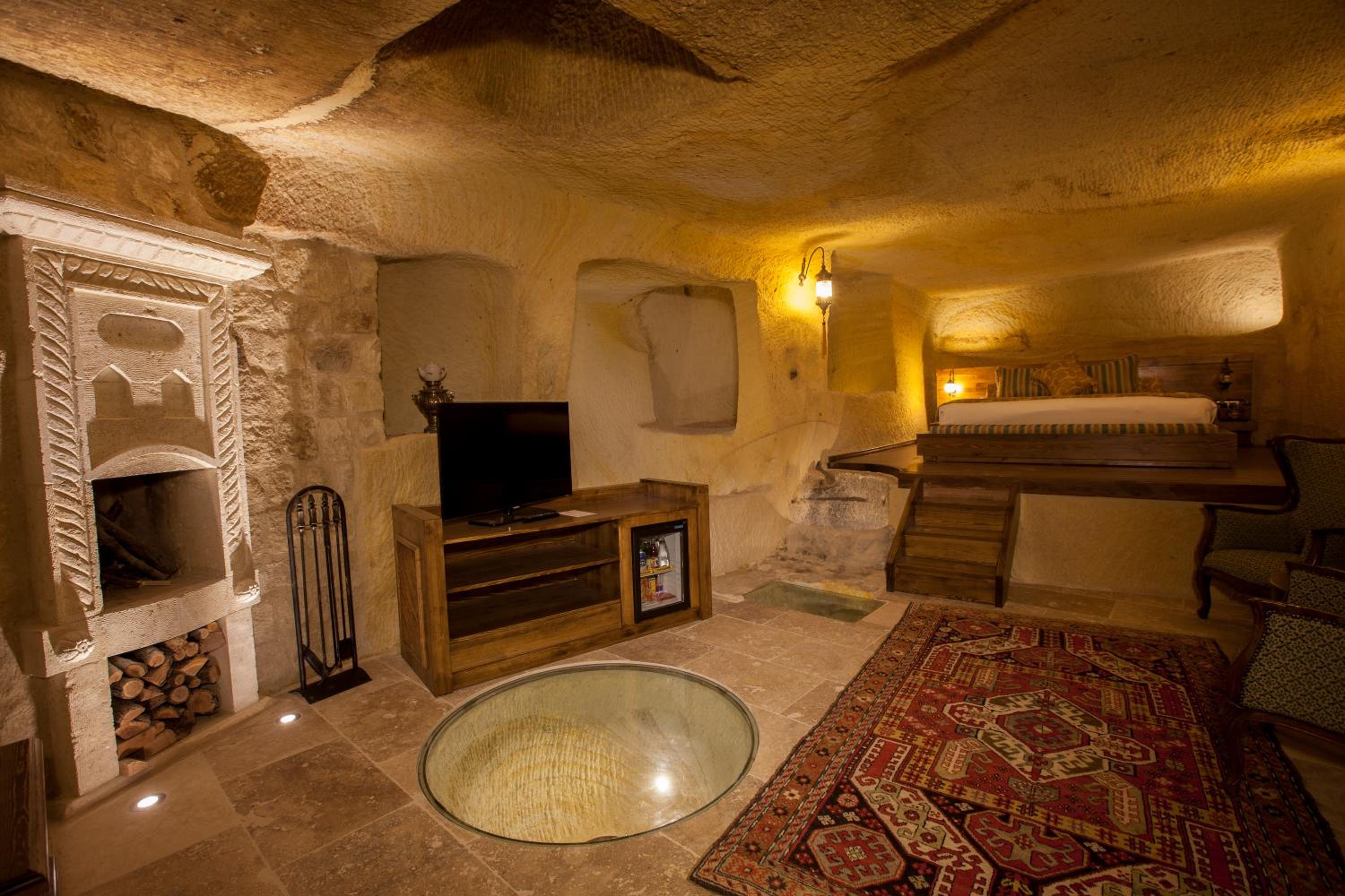 Royal Cave Suite  - Photo 5