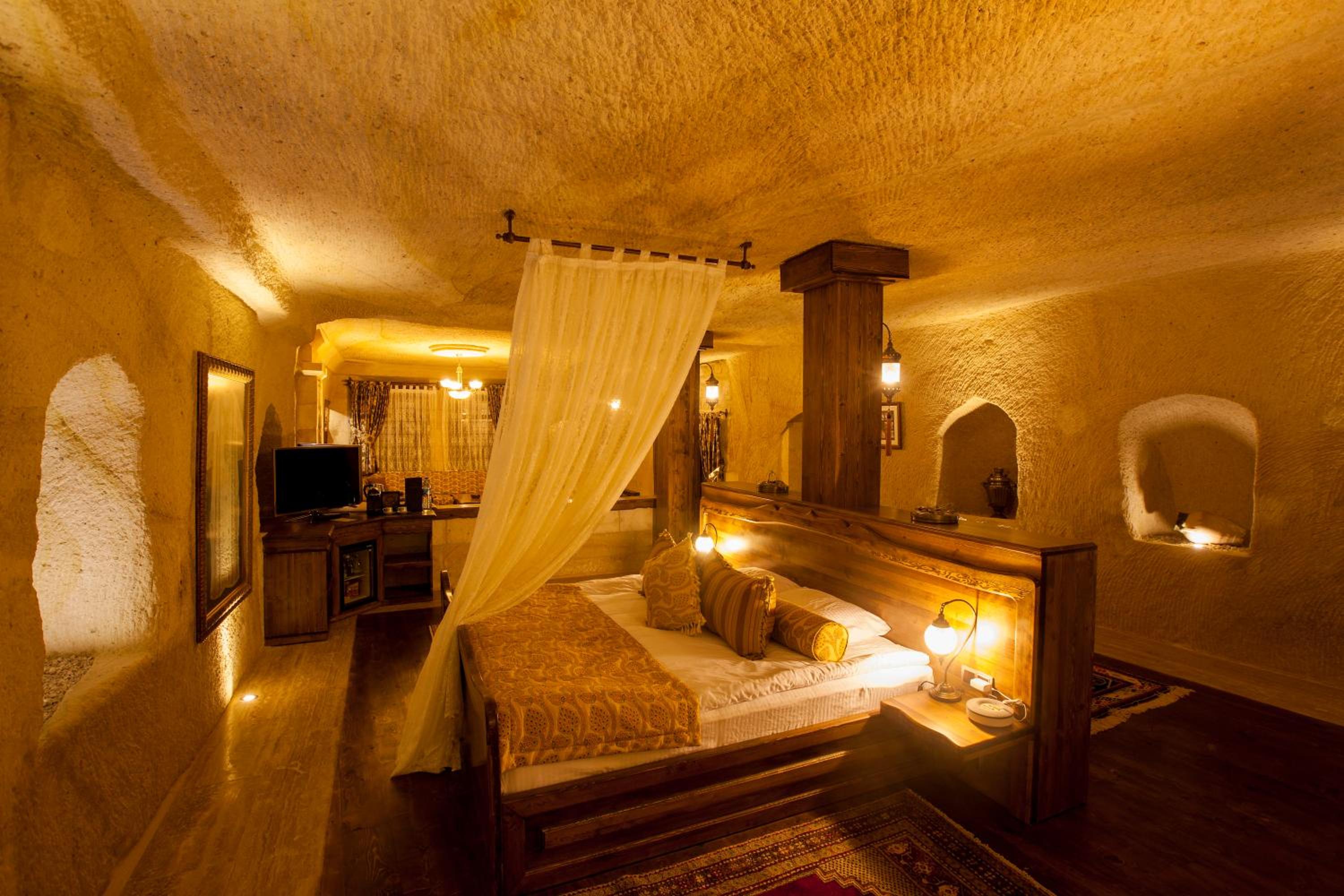 Royal Cave Suite  - Photo 8