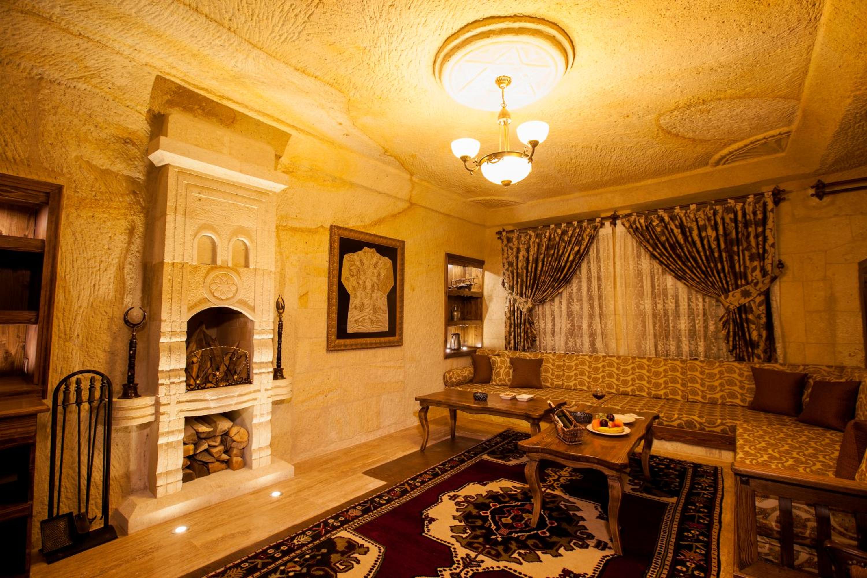 Royal Cave Suite  - Photo 3