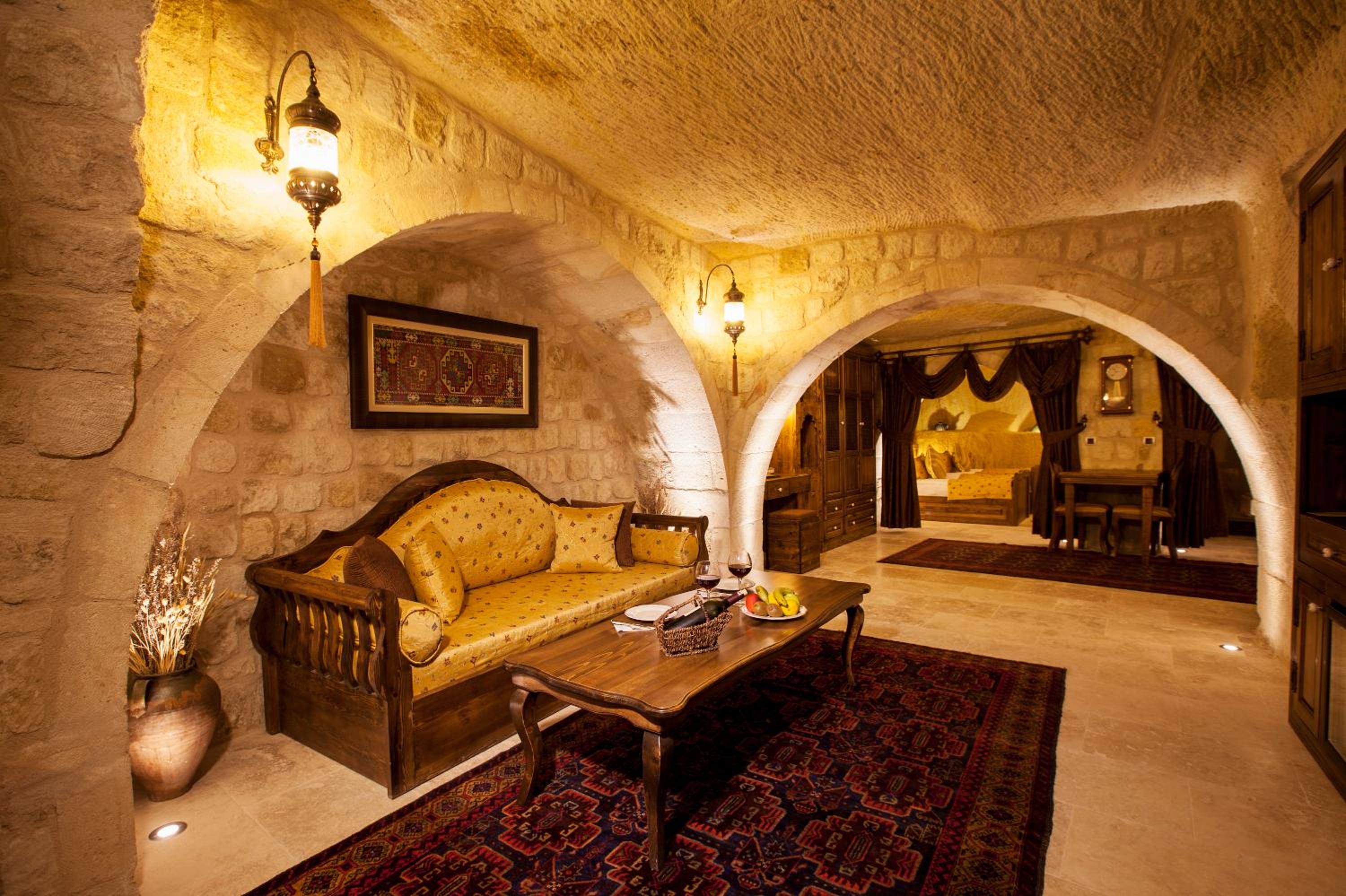 Majestic Cave Suite - Photo 2