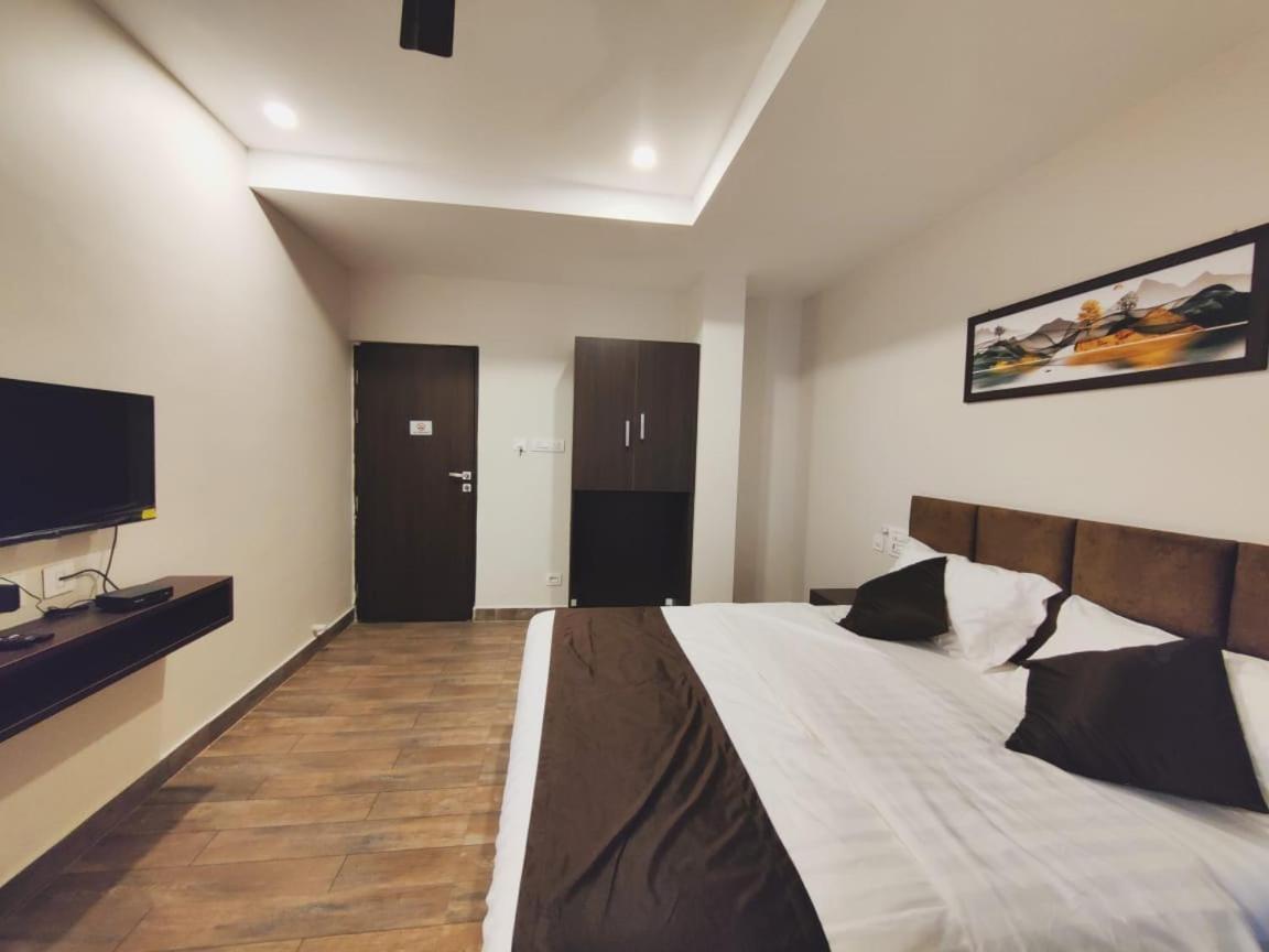 Deluxe Double Room photo 3