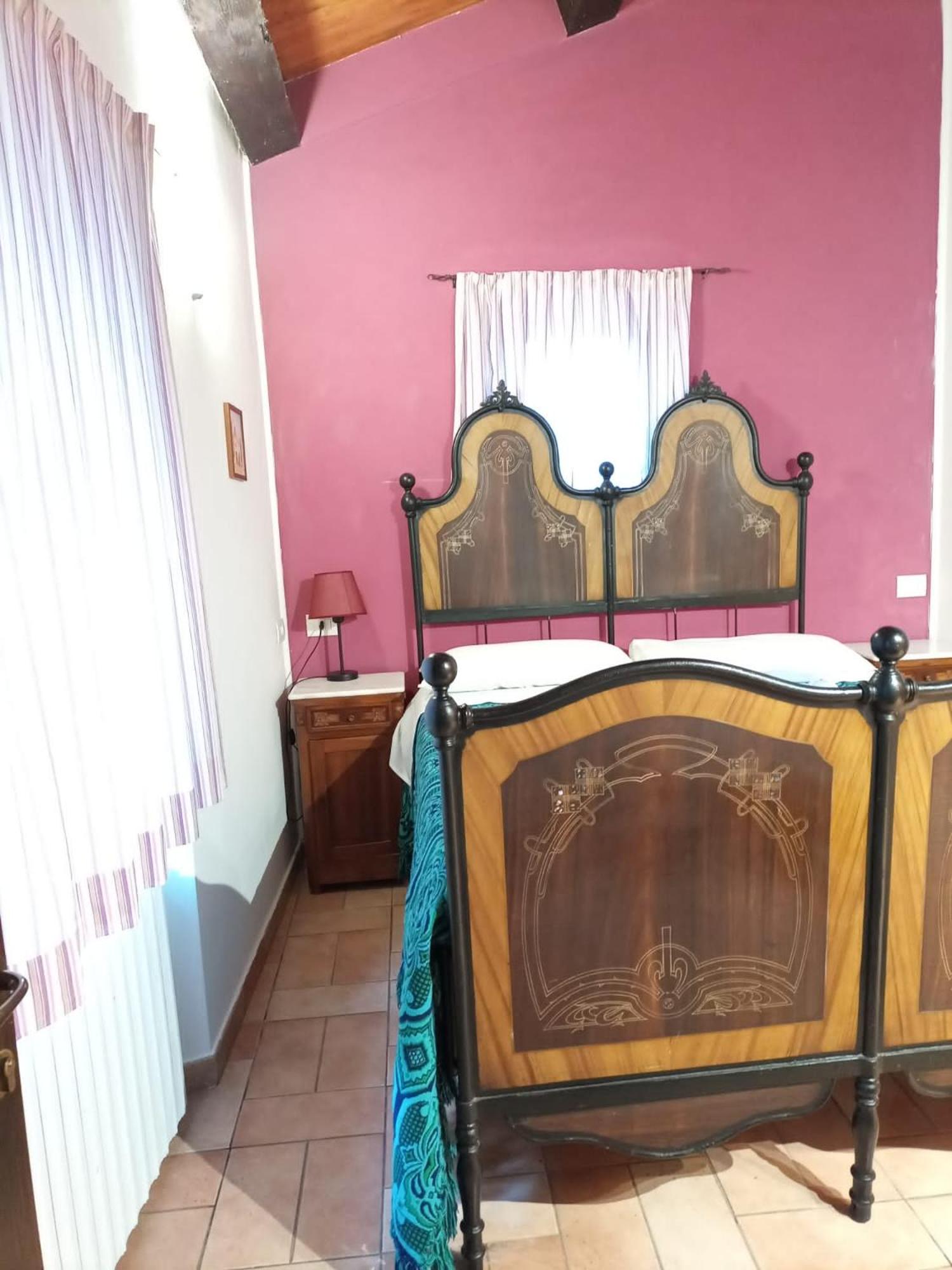 Double Room - Photo 8