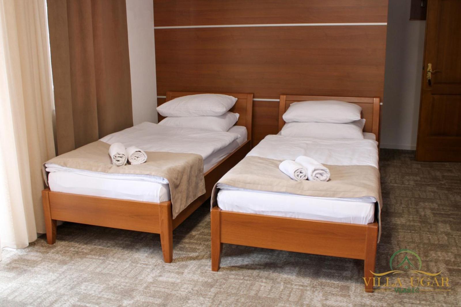 Deluxe Double Room with Balcony photo 3