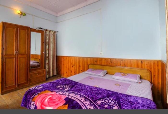 Double Room with Mountain View