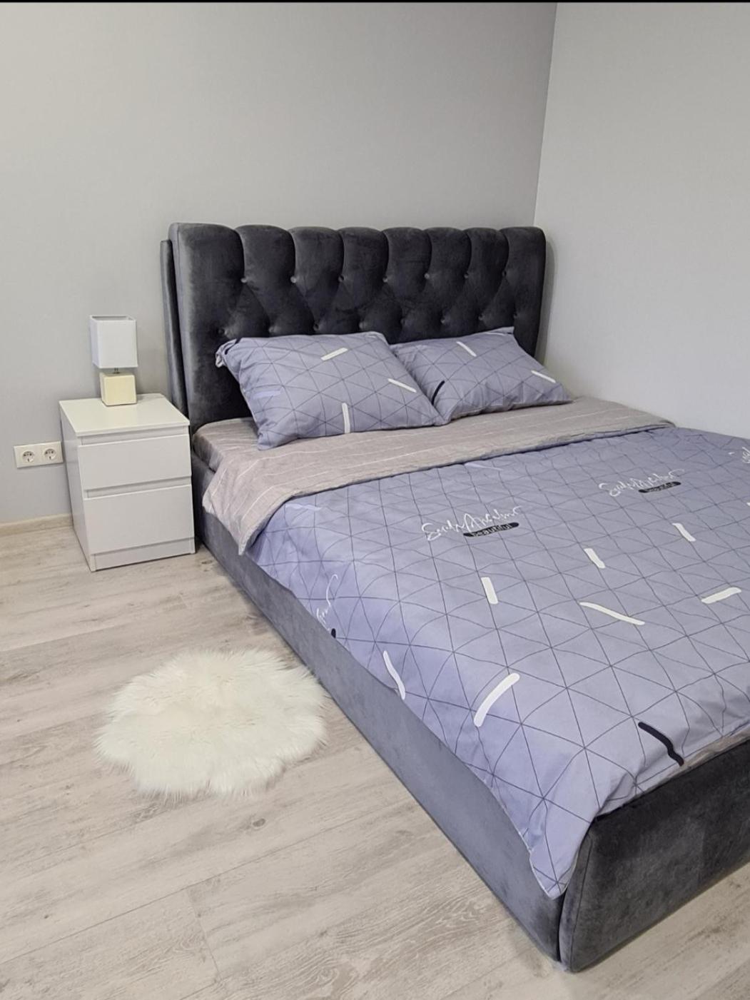 One-Bedroom Apartment - Photo 9