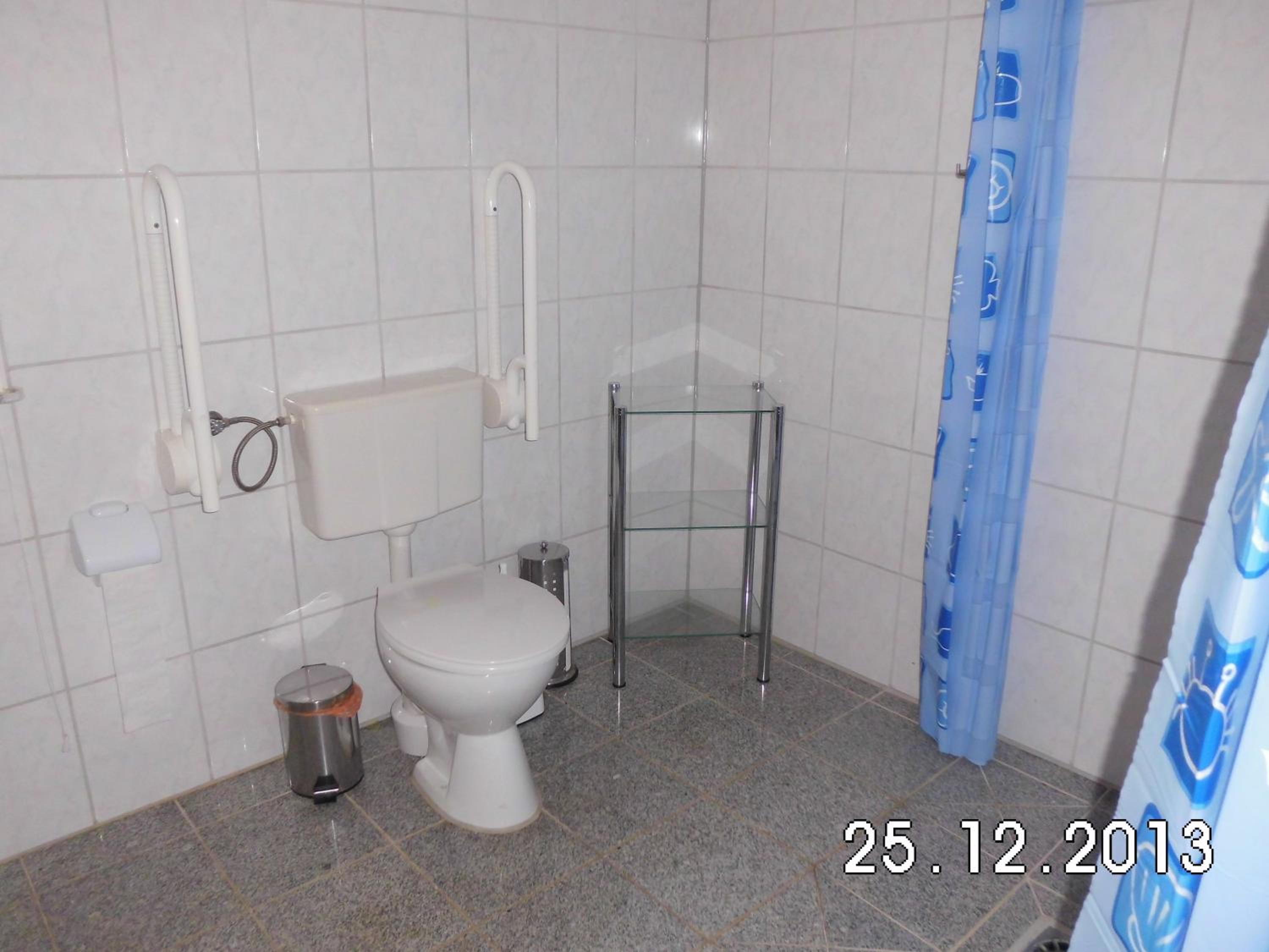 Apartment with Terrace photo 2
