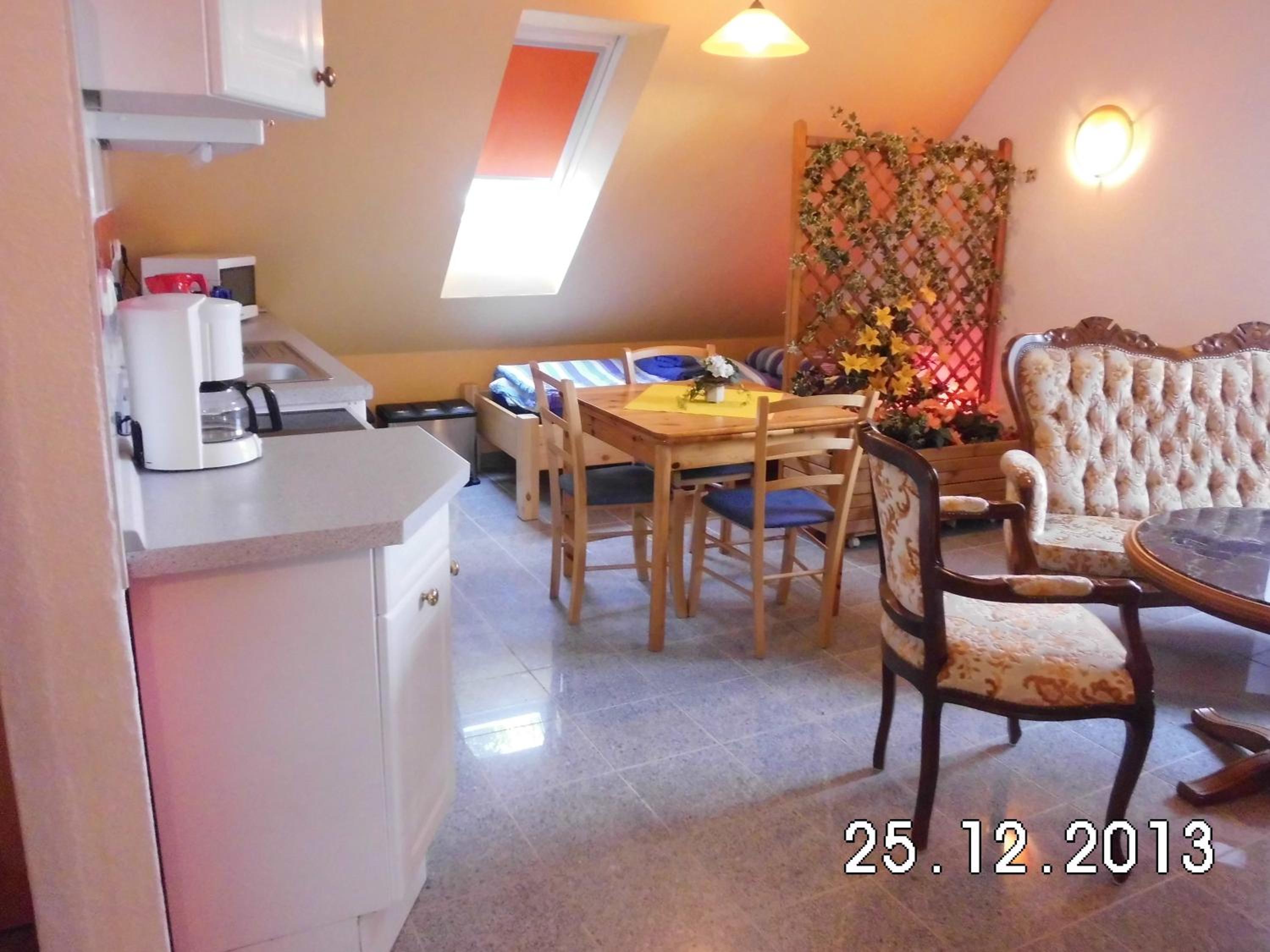 Apartment with Shower photo 2