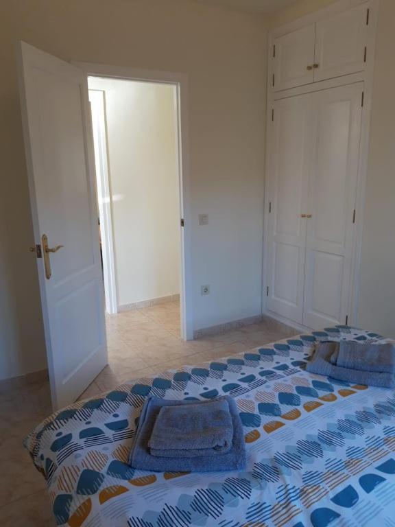 Casa de cuatro habitaciones