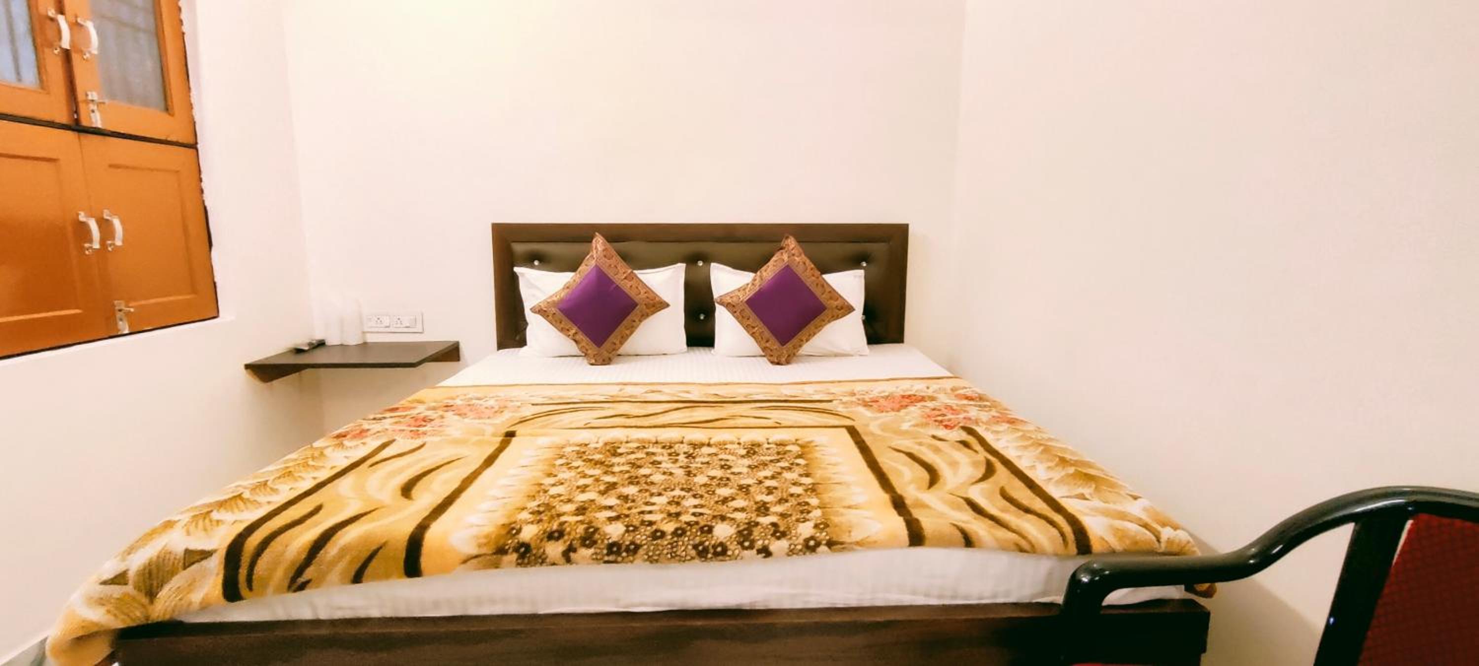 Deluxe Double Room - Photo 7