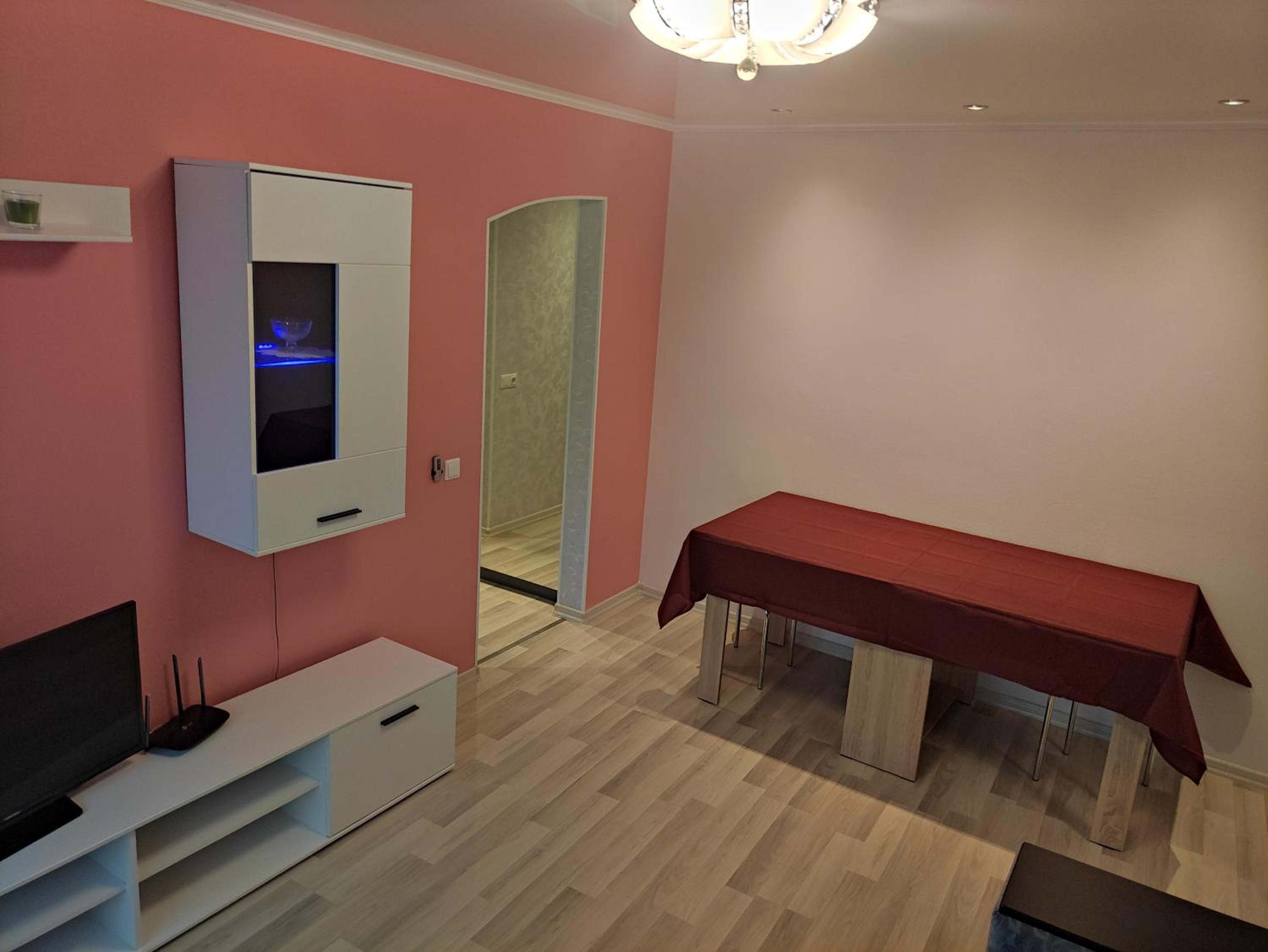 One-Bedroom Apartment - Photo 7