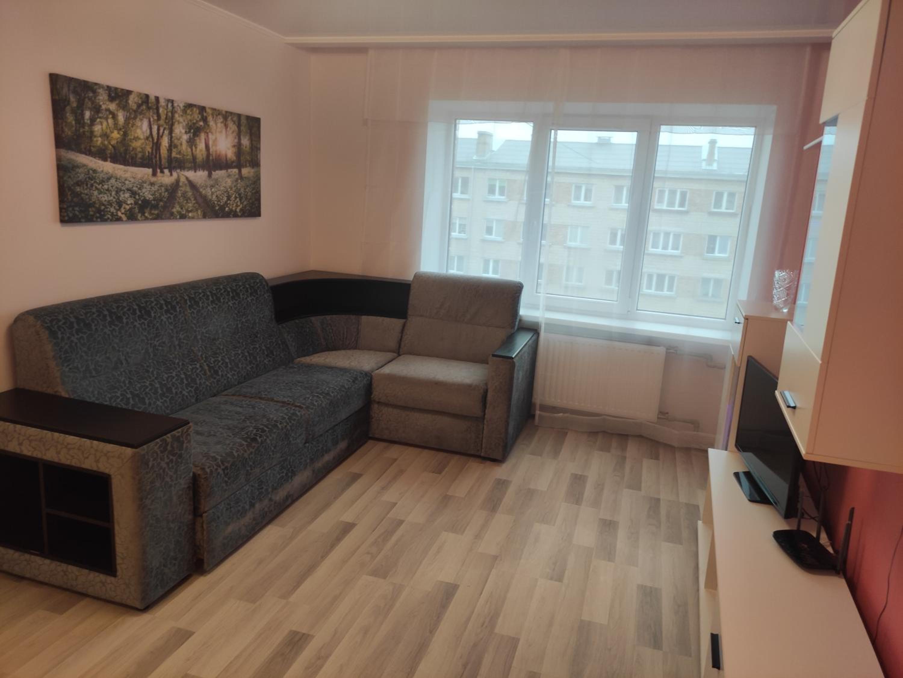 One-Bedroom Apartment - Photo 5