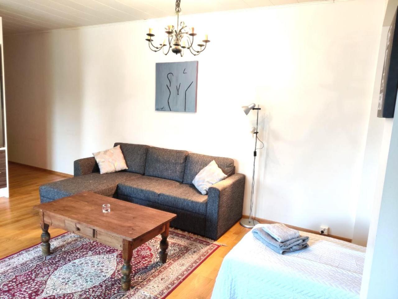 Studio Apartment - Photo 6