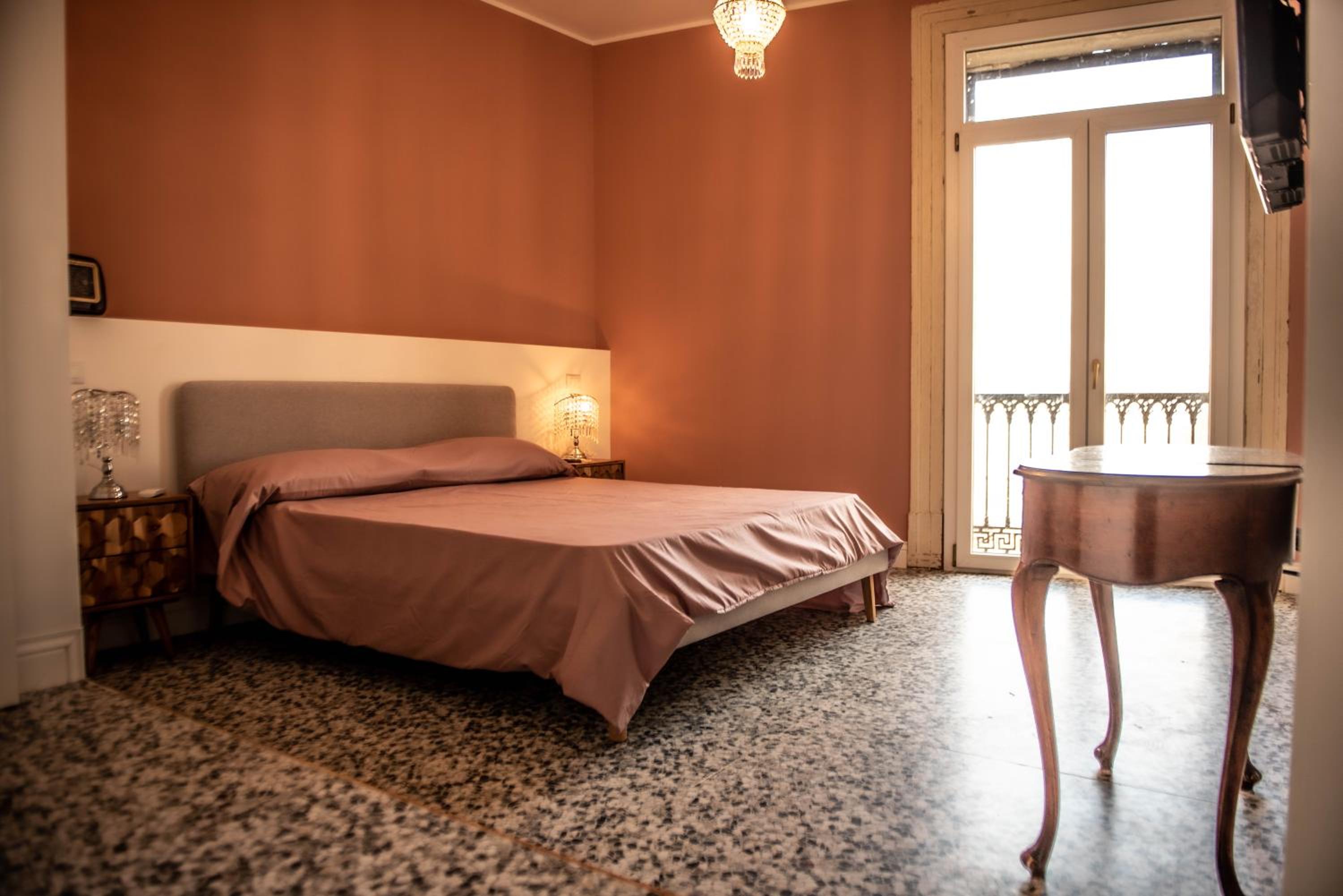 Deluxe Double Room with Sea View - Photo 1