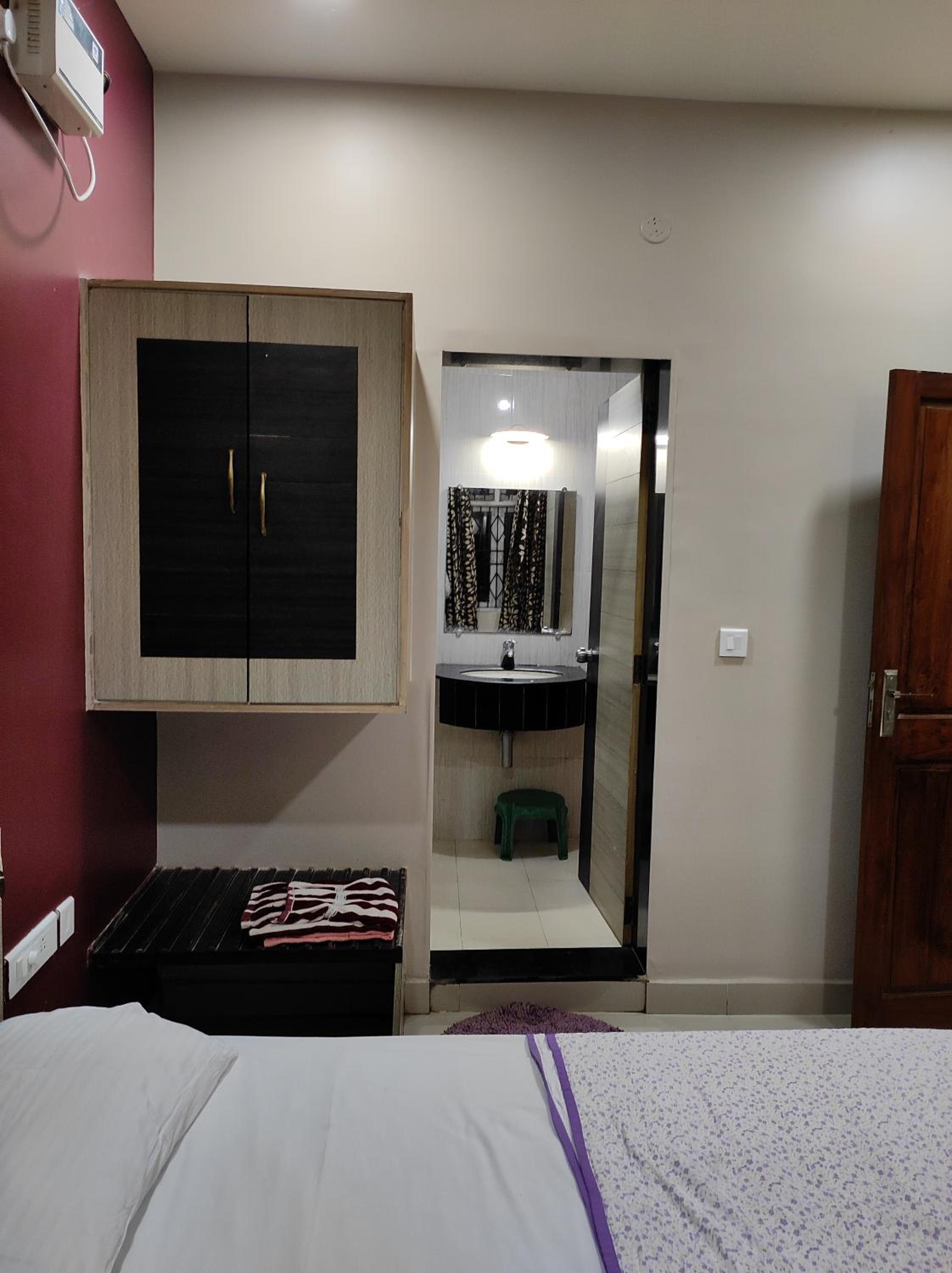 Two-Bedroom Apartment - Photo 14