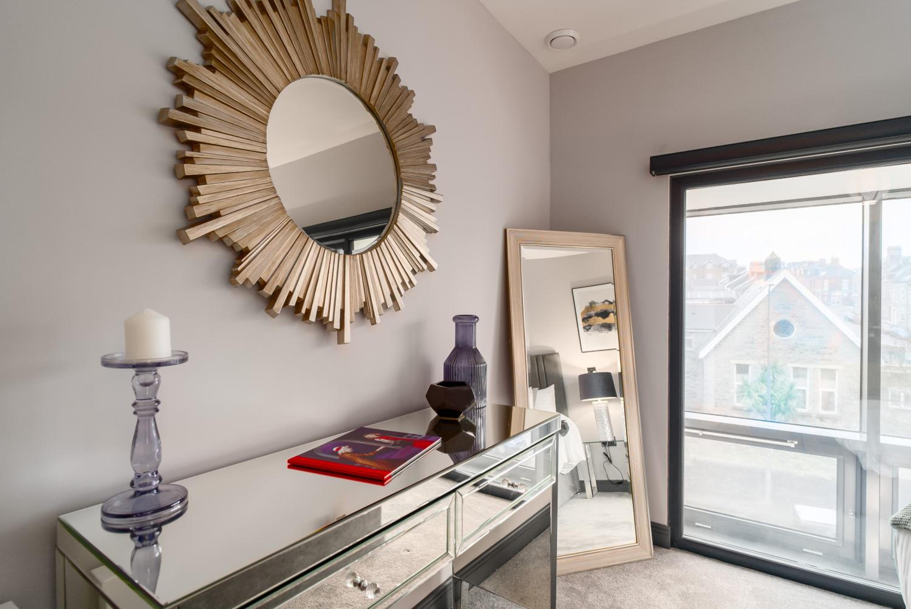 Duplex Apartment with Balcony - Photo 11