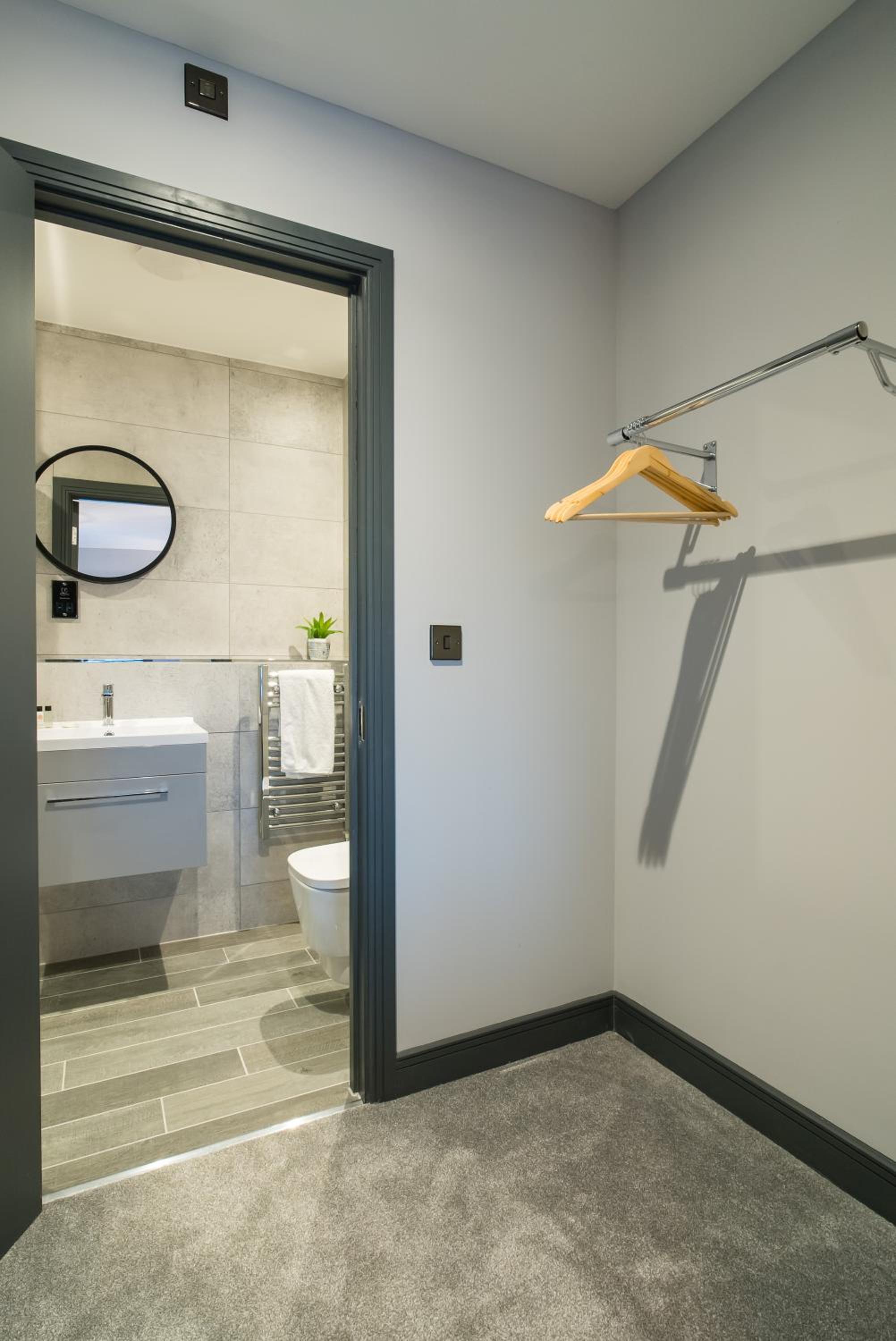 Duplex Apartment with Balcony - Photo 22