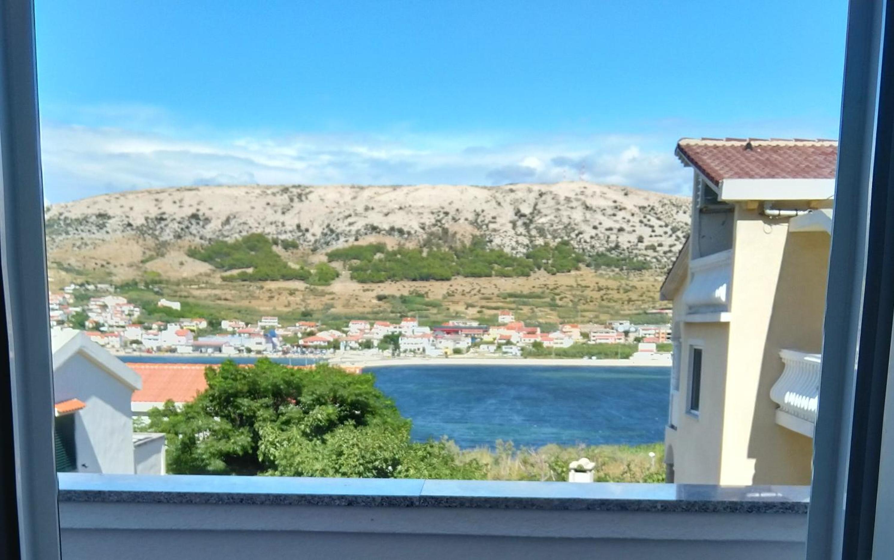 Apartment with Sea View - Photo 21