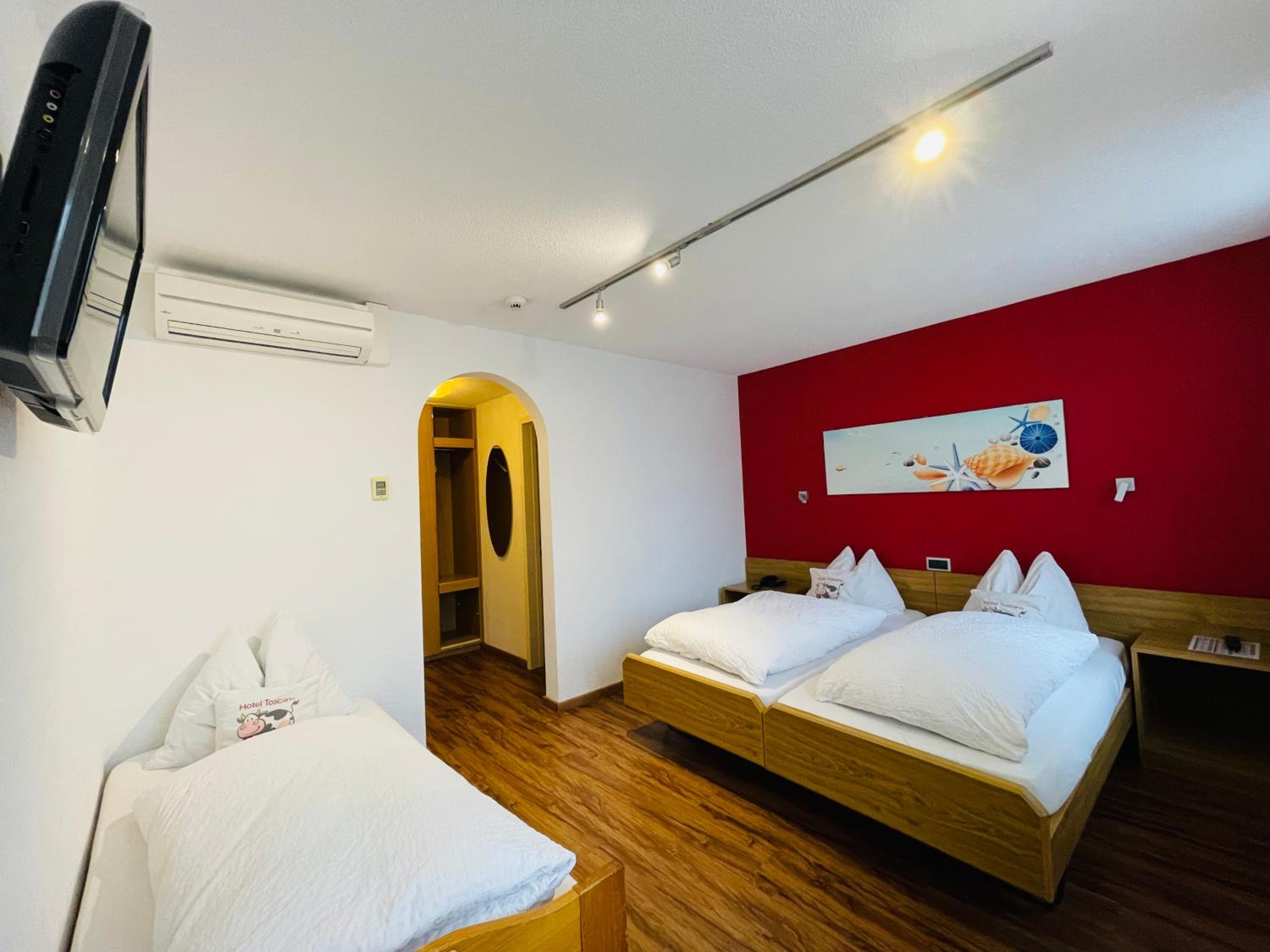 Triple Room - Photo 1