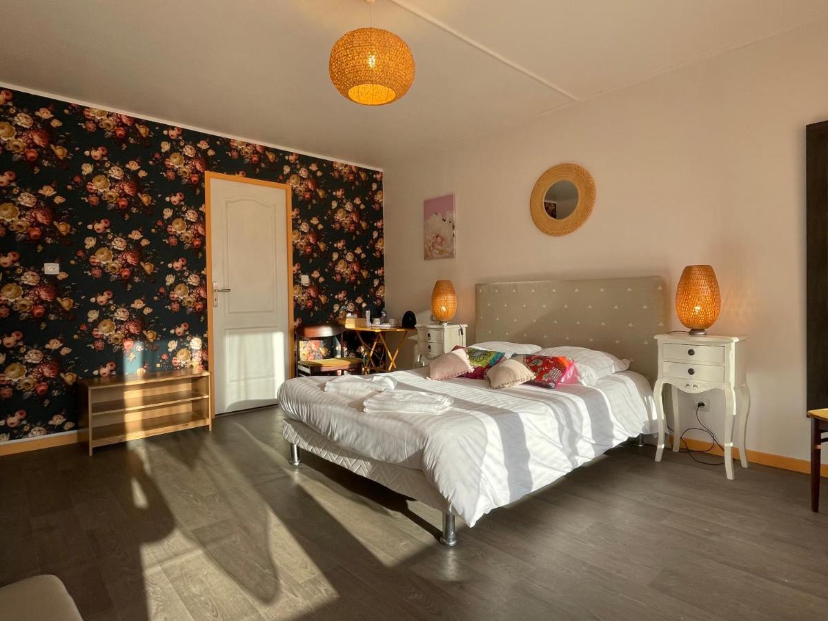 Double Room - Photo 5