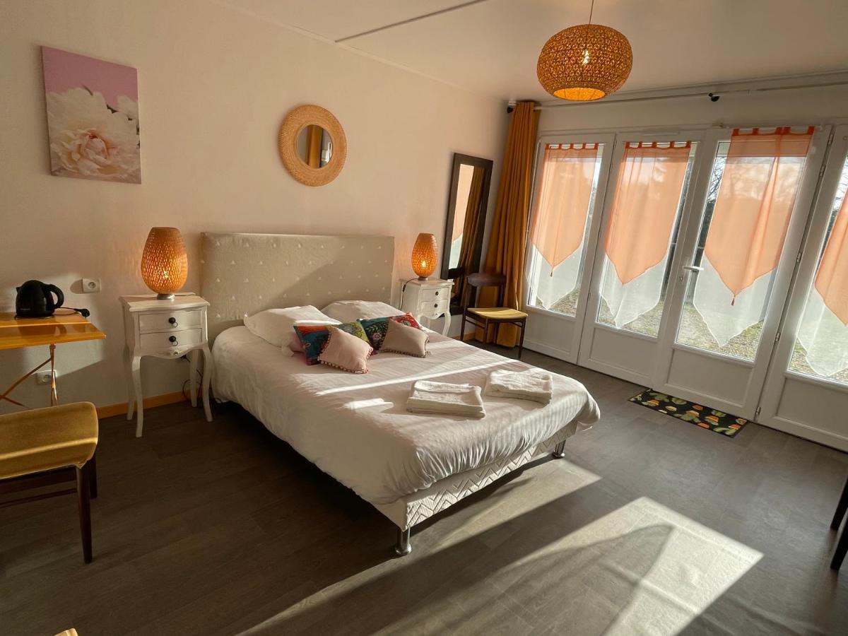 Double Room - Photo 7