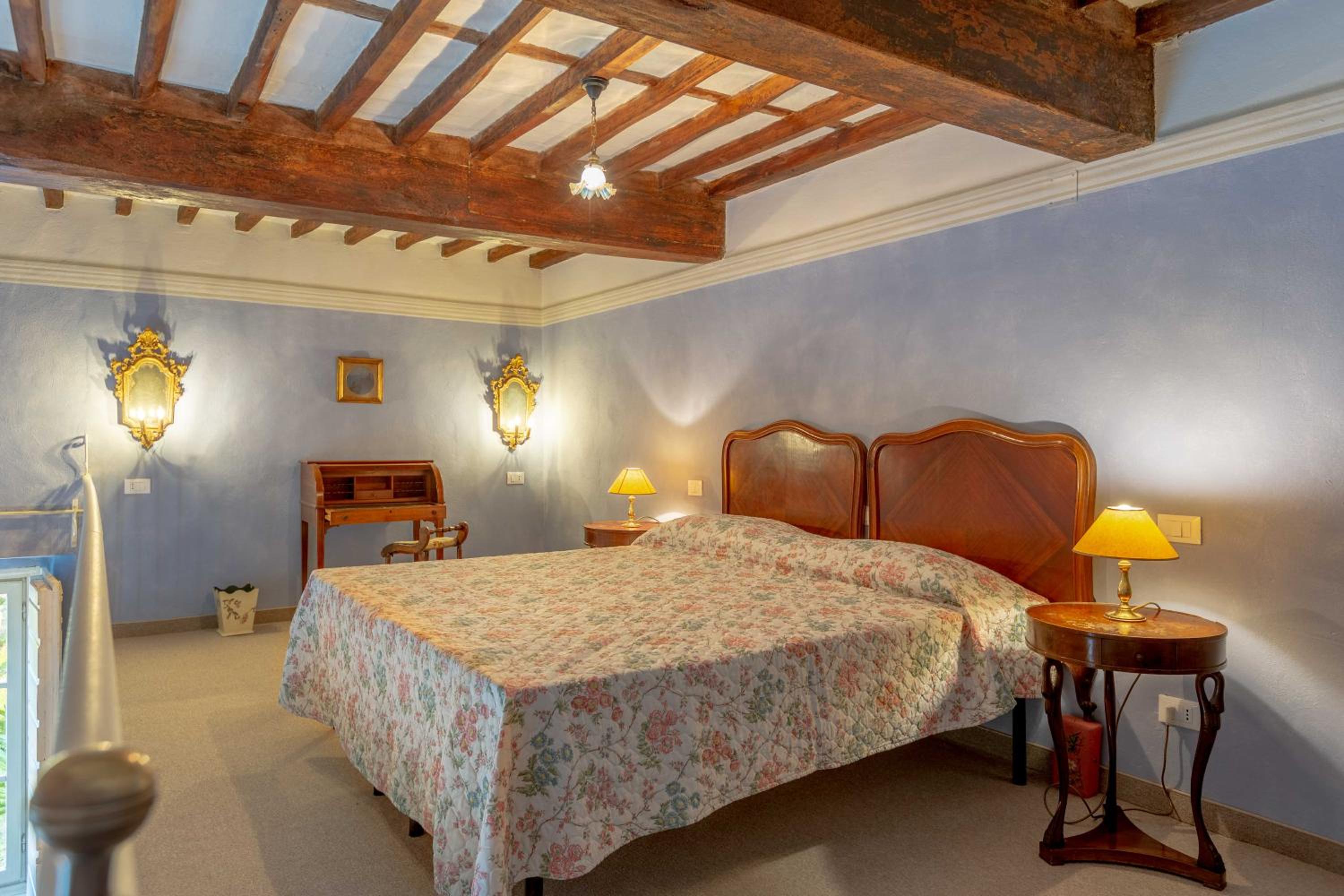 Deluxe Suite photo 1