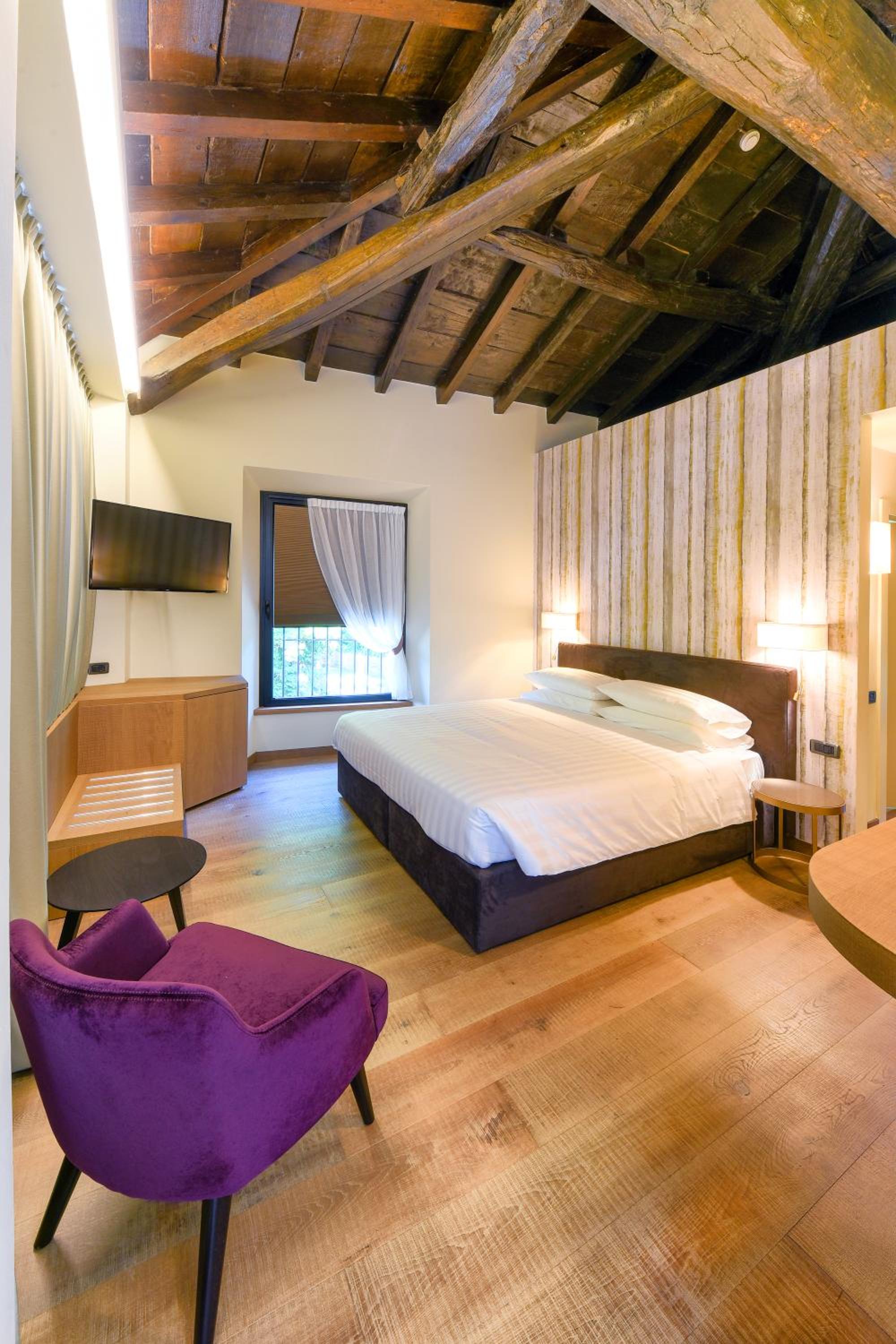 Junior Suite - Photo 1