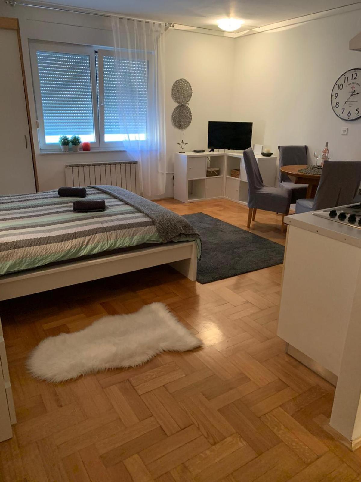 Apartment - Photo 3